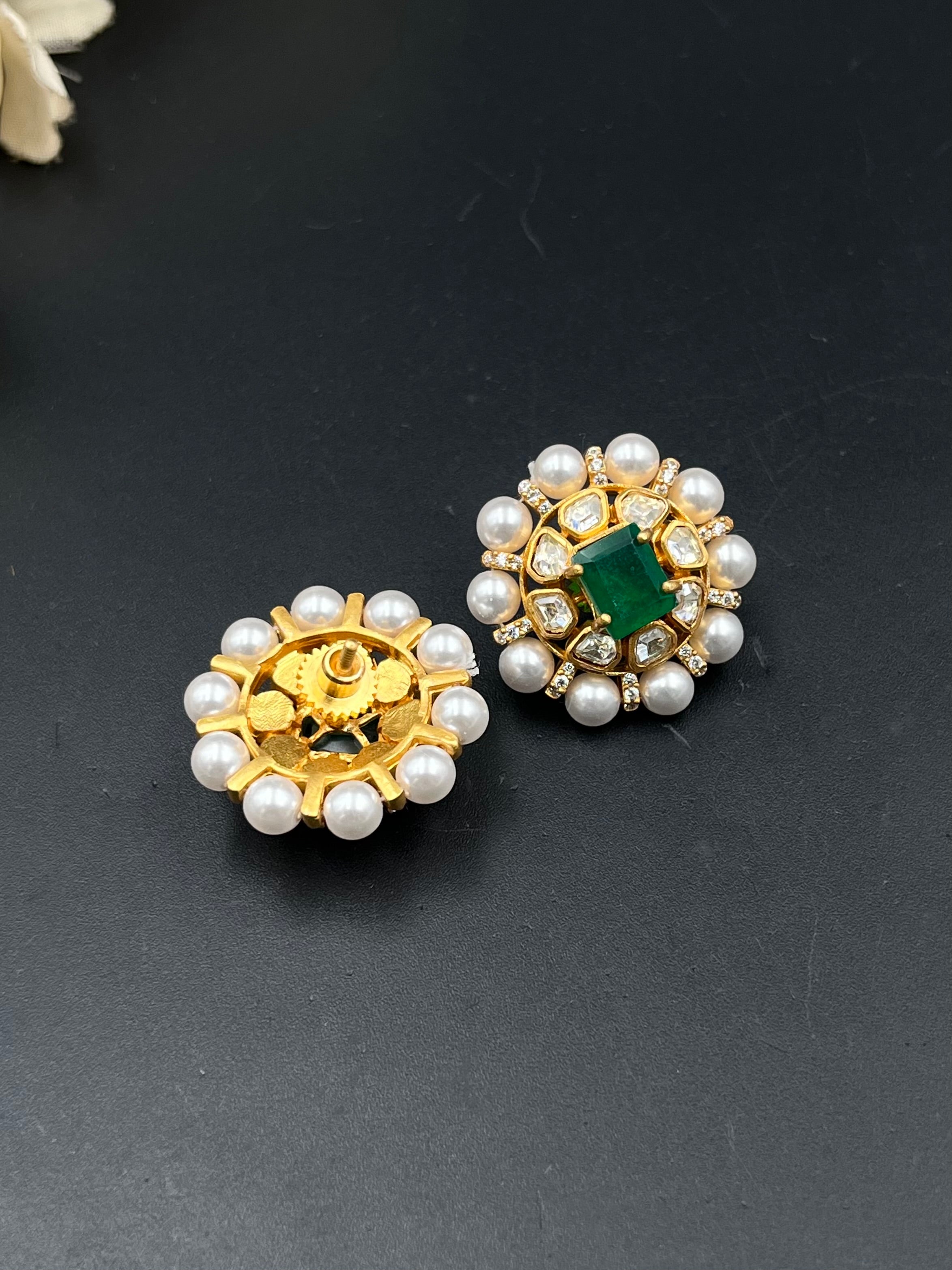 SHIVANI EARRING