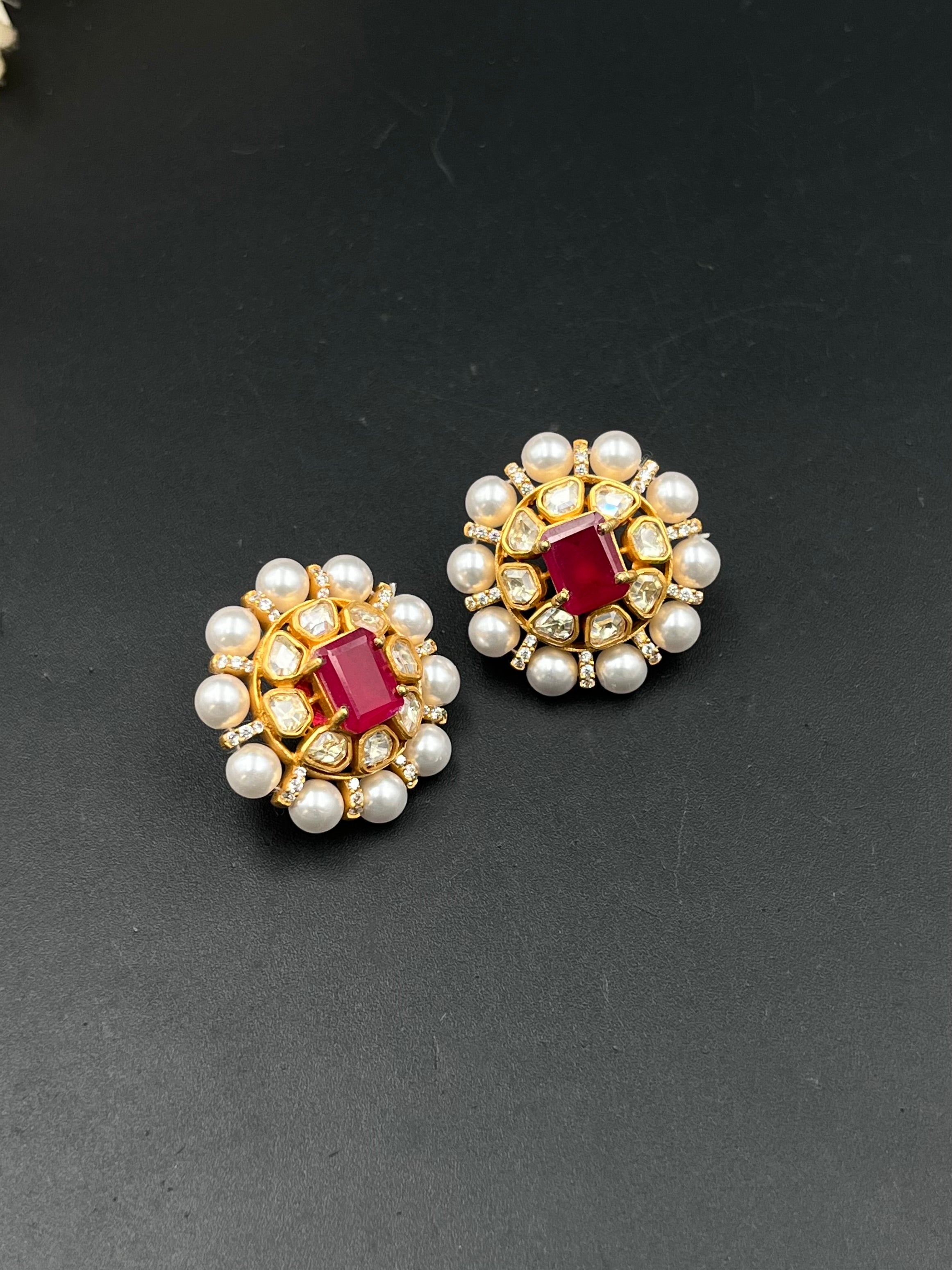 SHIVANI EARRING