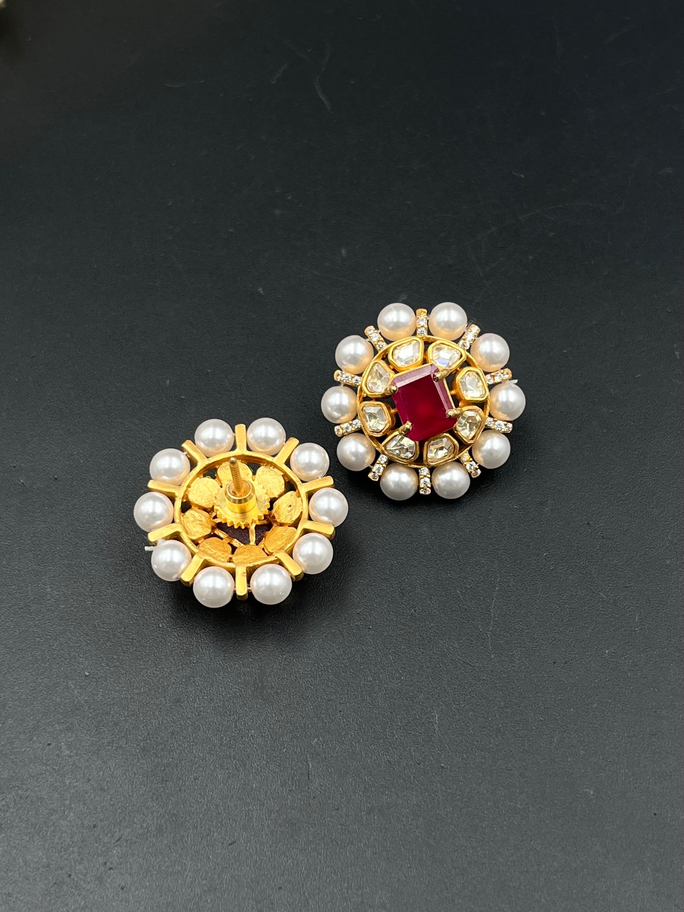 SHIVANI EARRING