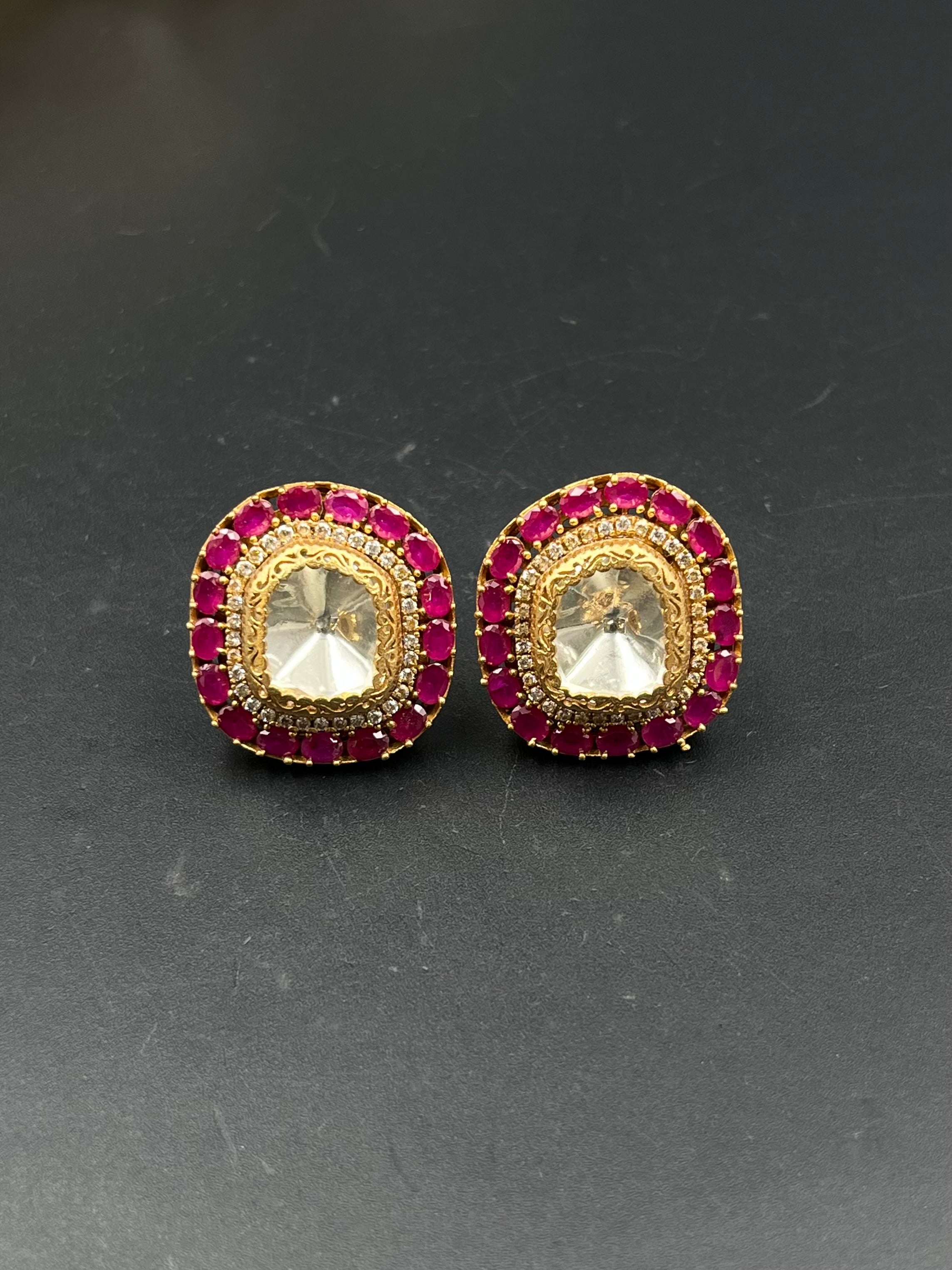 SANAYA EARRING