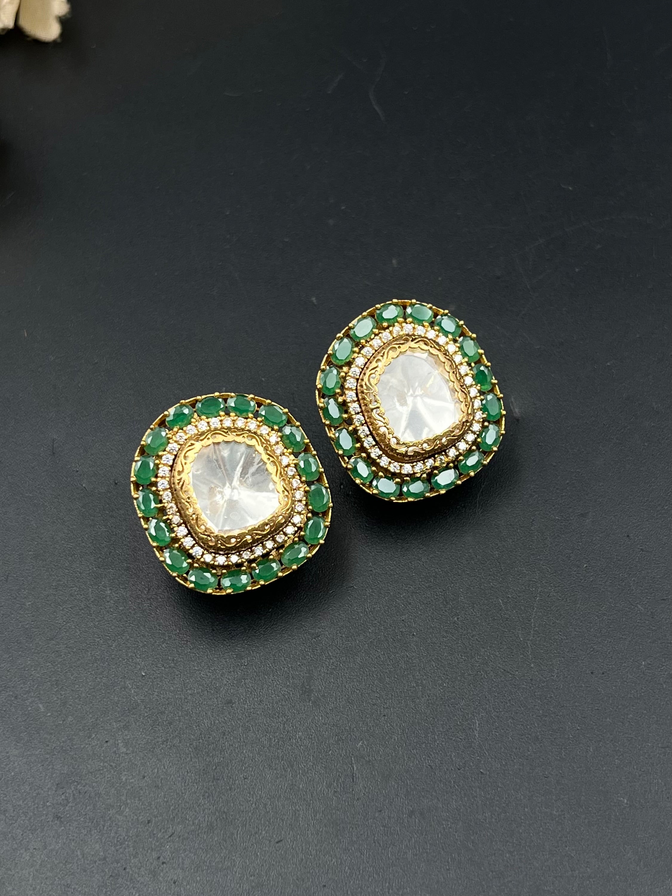 SANAYA EARRING