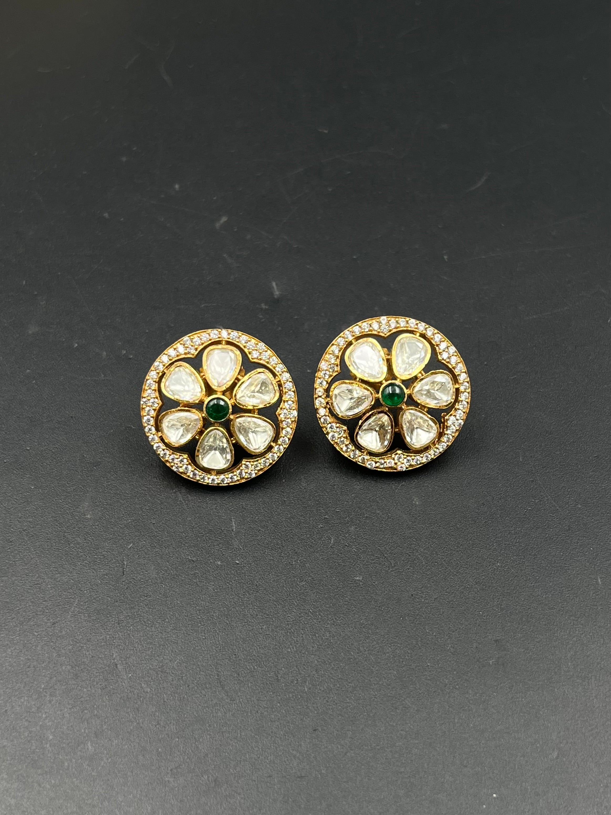 SIMA EARRING