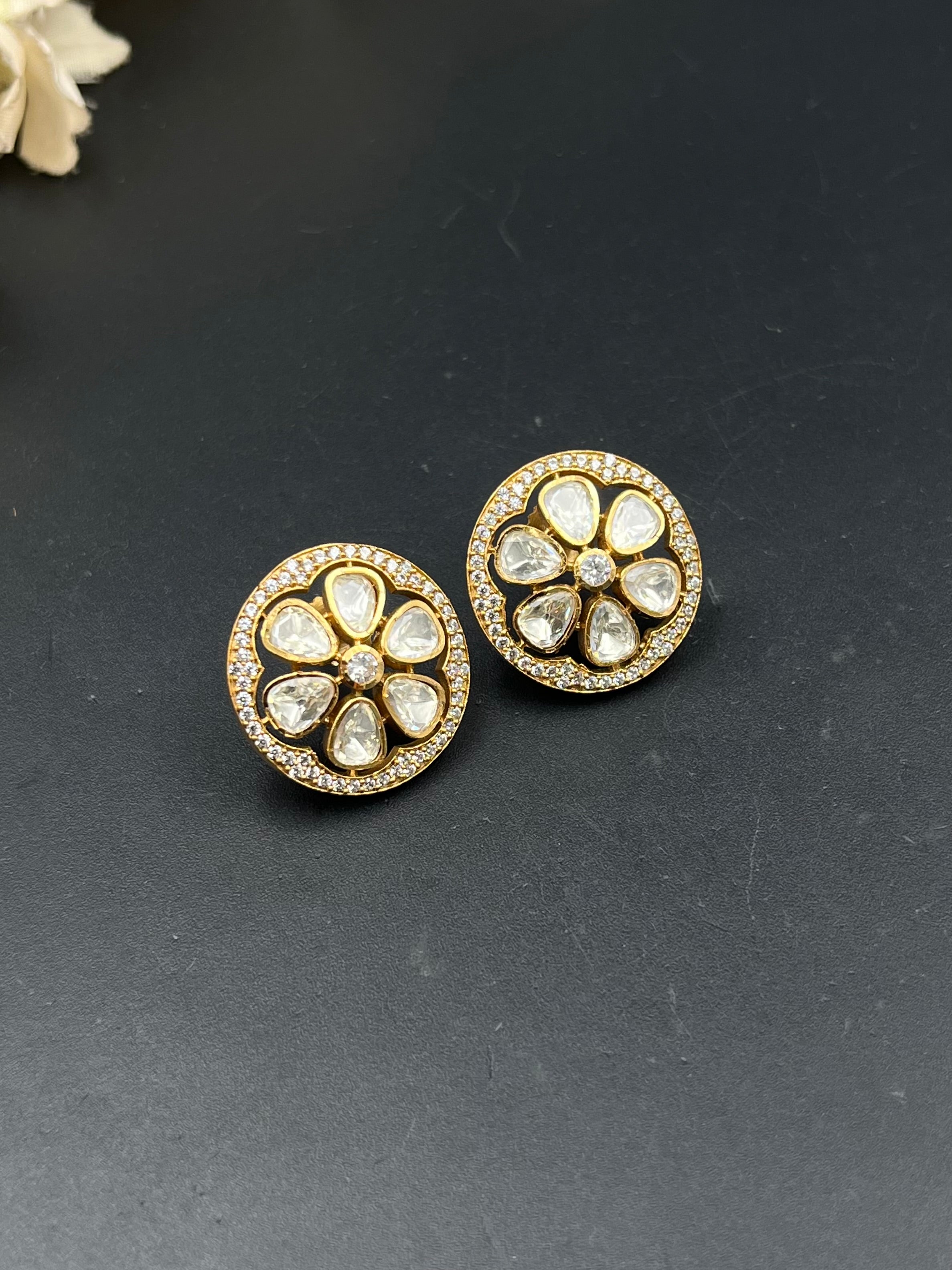 SIMA EARRING