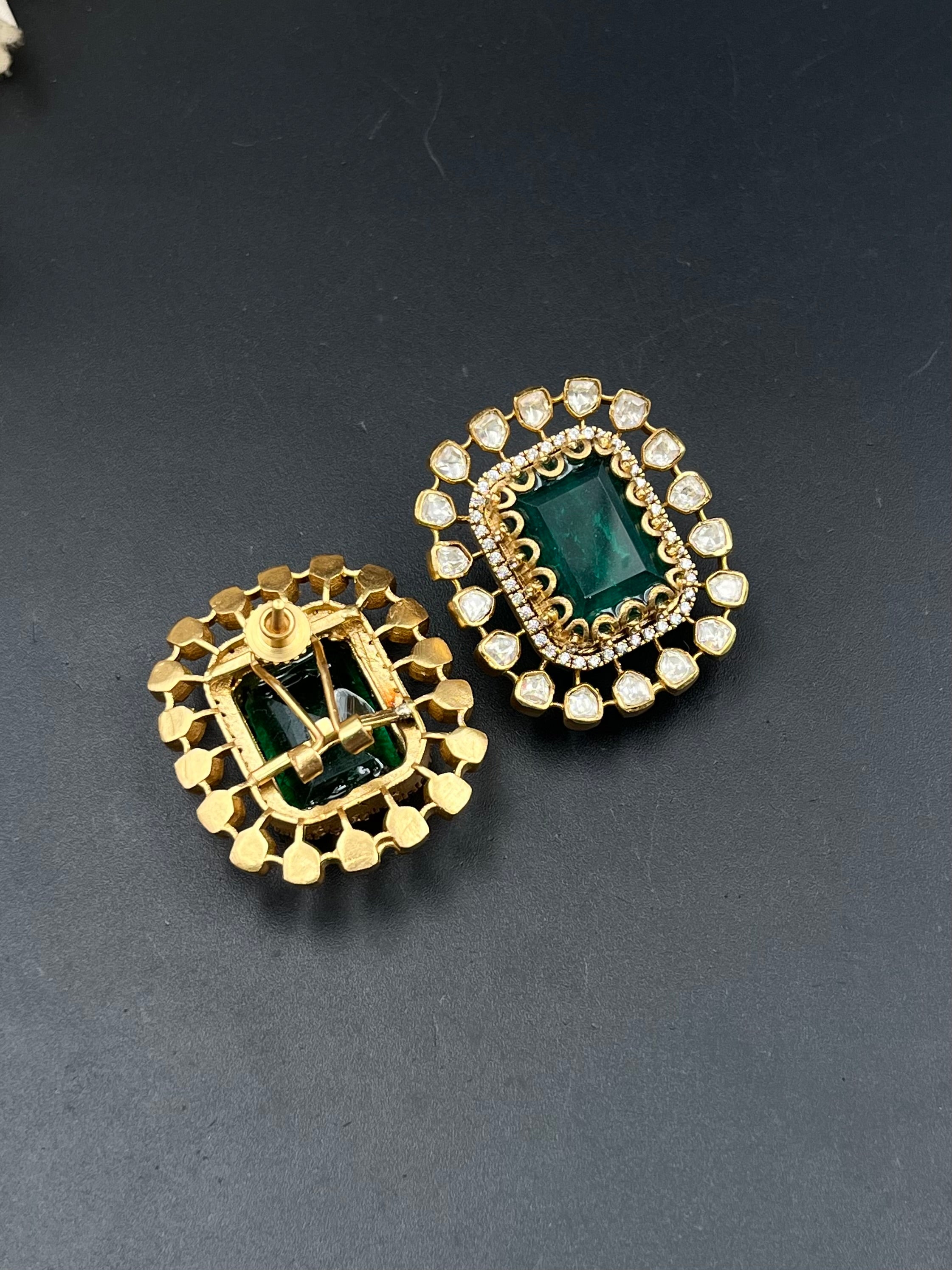 KHUSBU EARRING