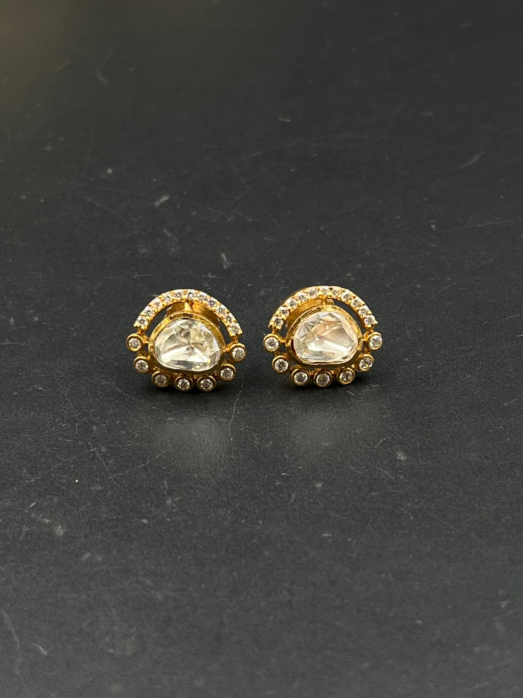 GIYA EARRING