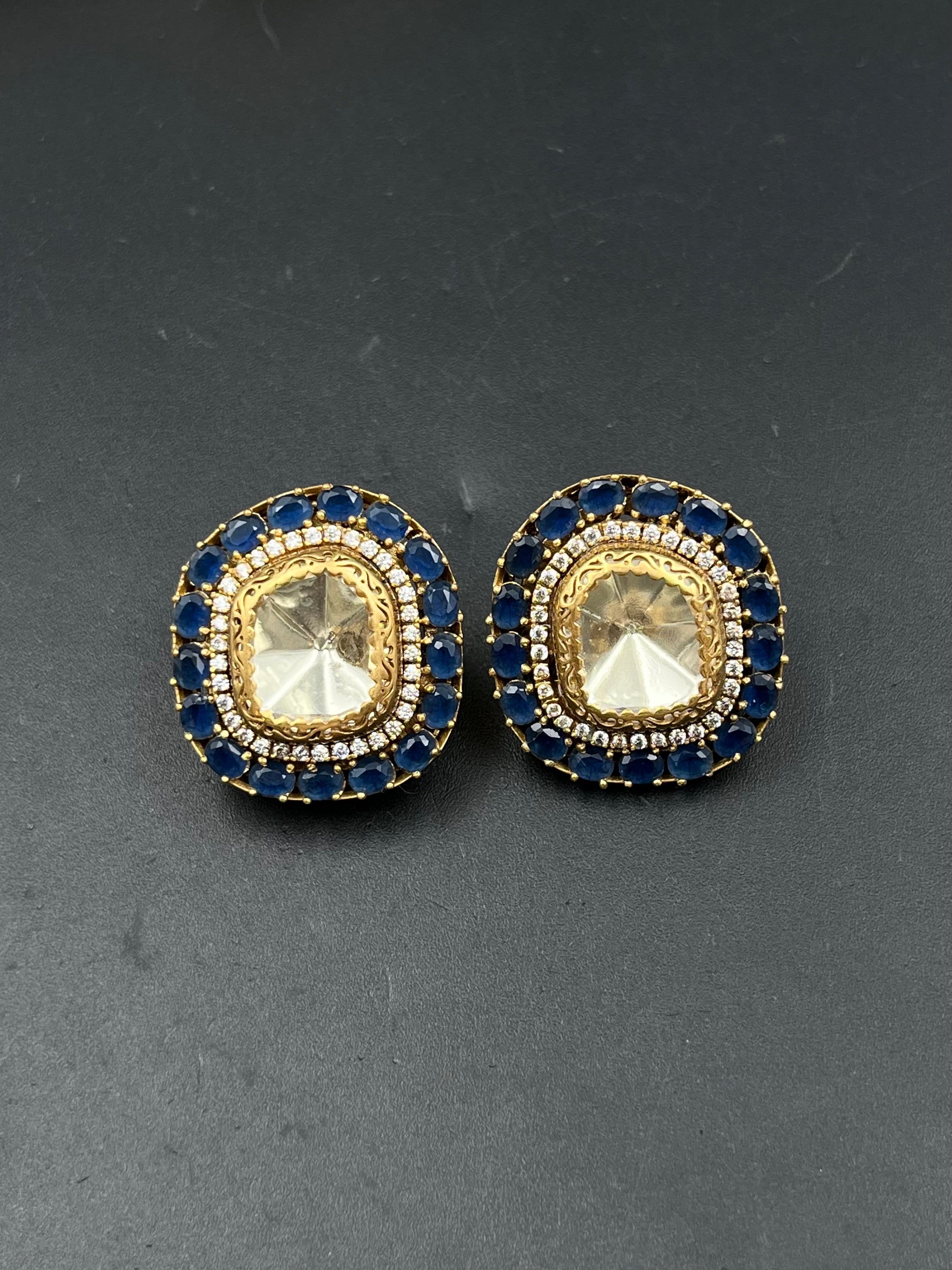 SIYA PENDANT