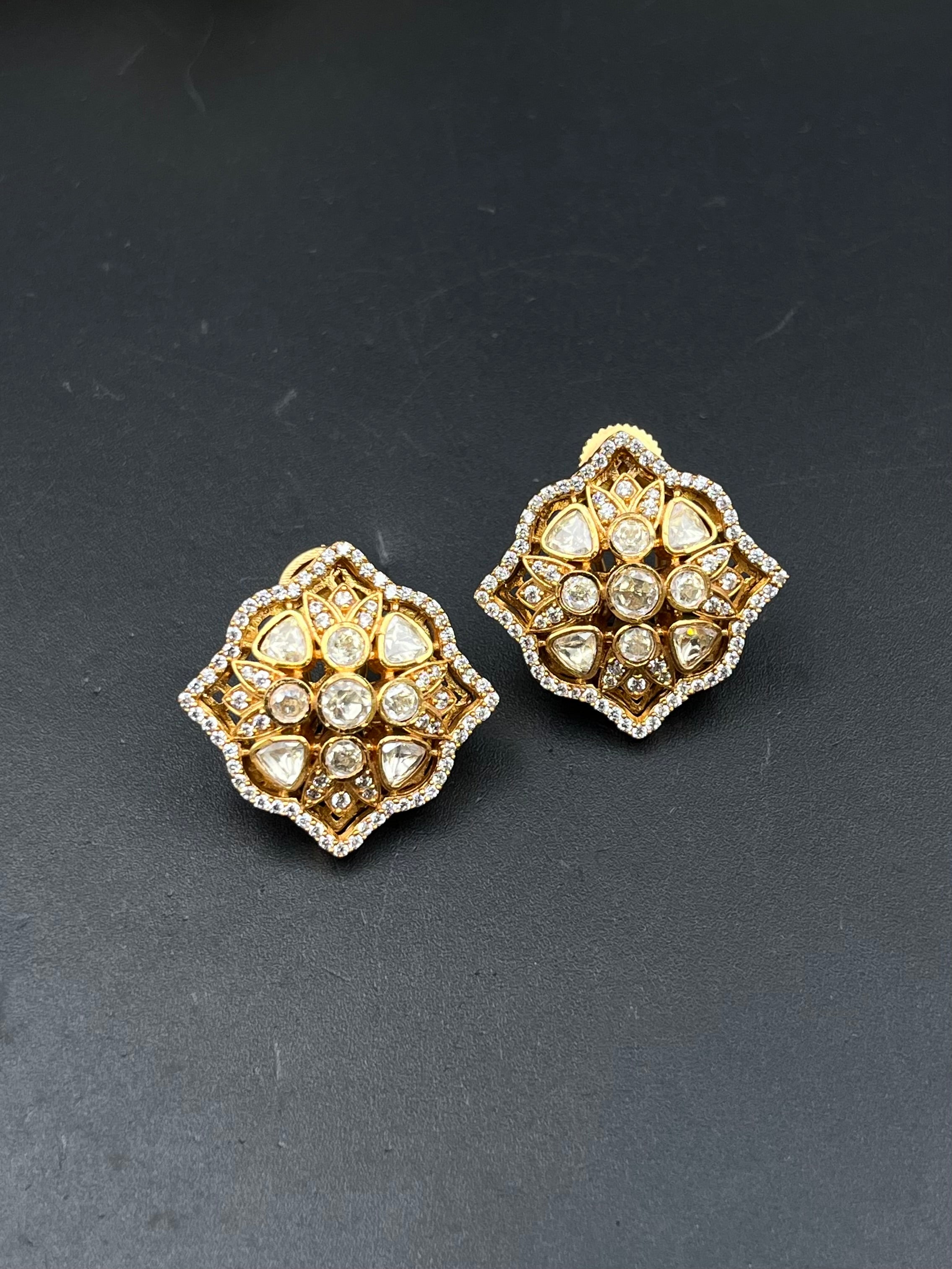 NINA PENDANT