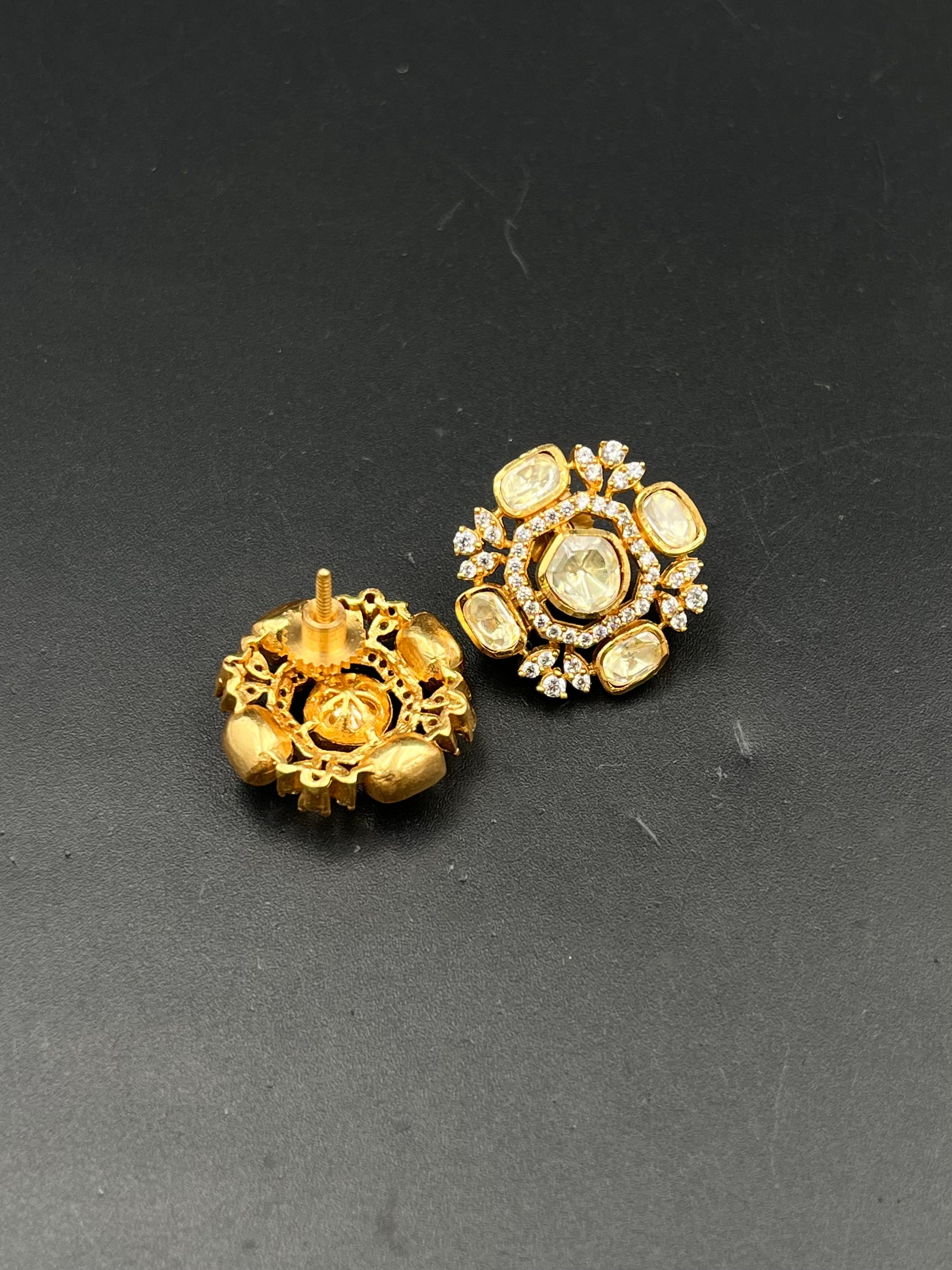 DIYA EARRING
