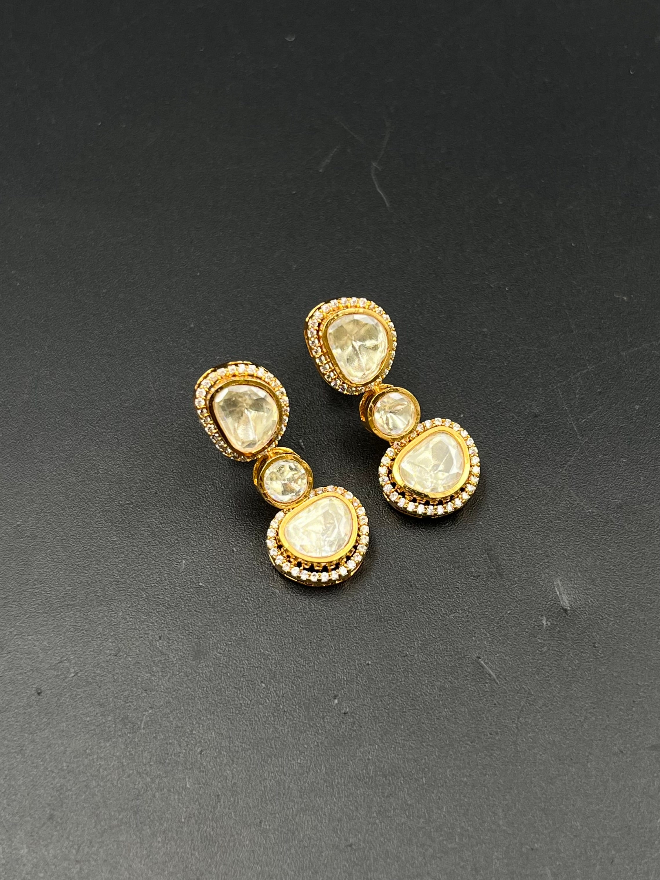 MAYA EARRING