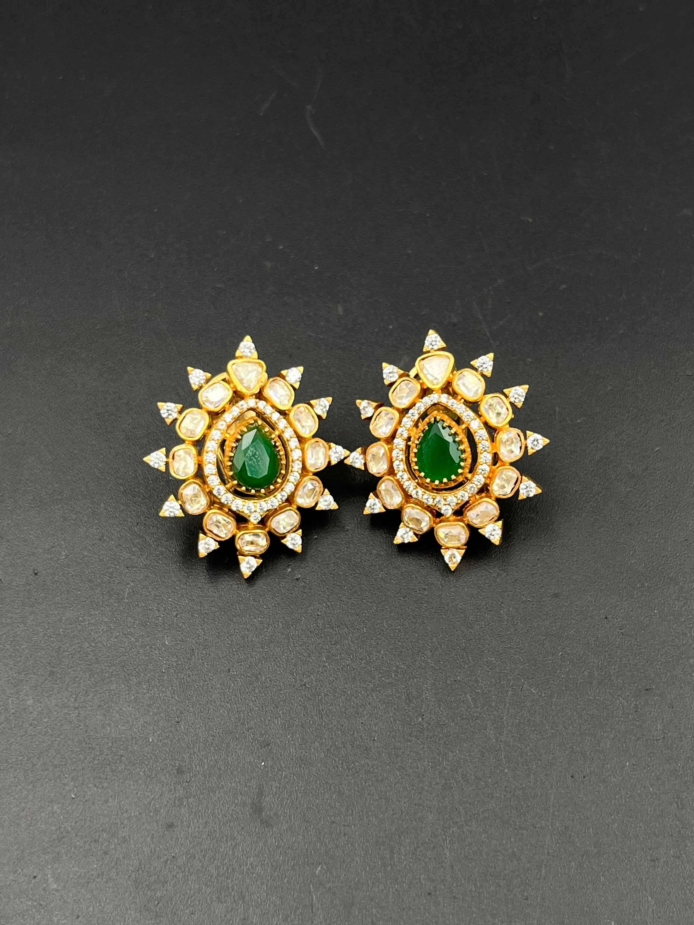 HARINA EARRING
