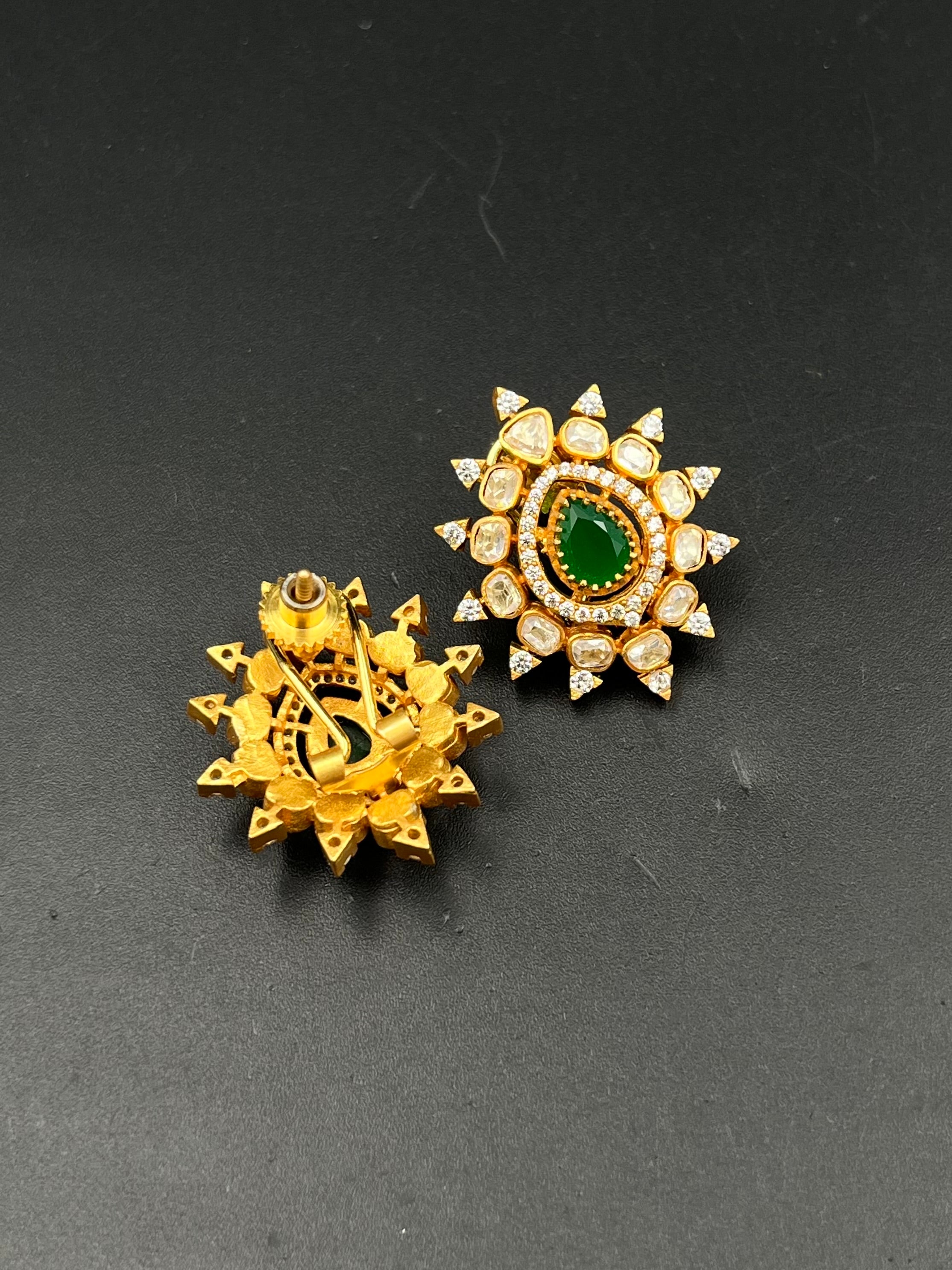 HARINA EARRING