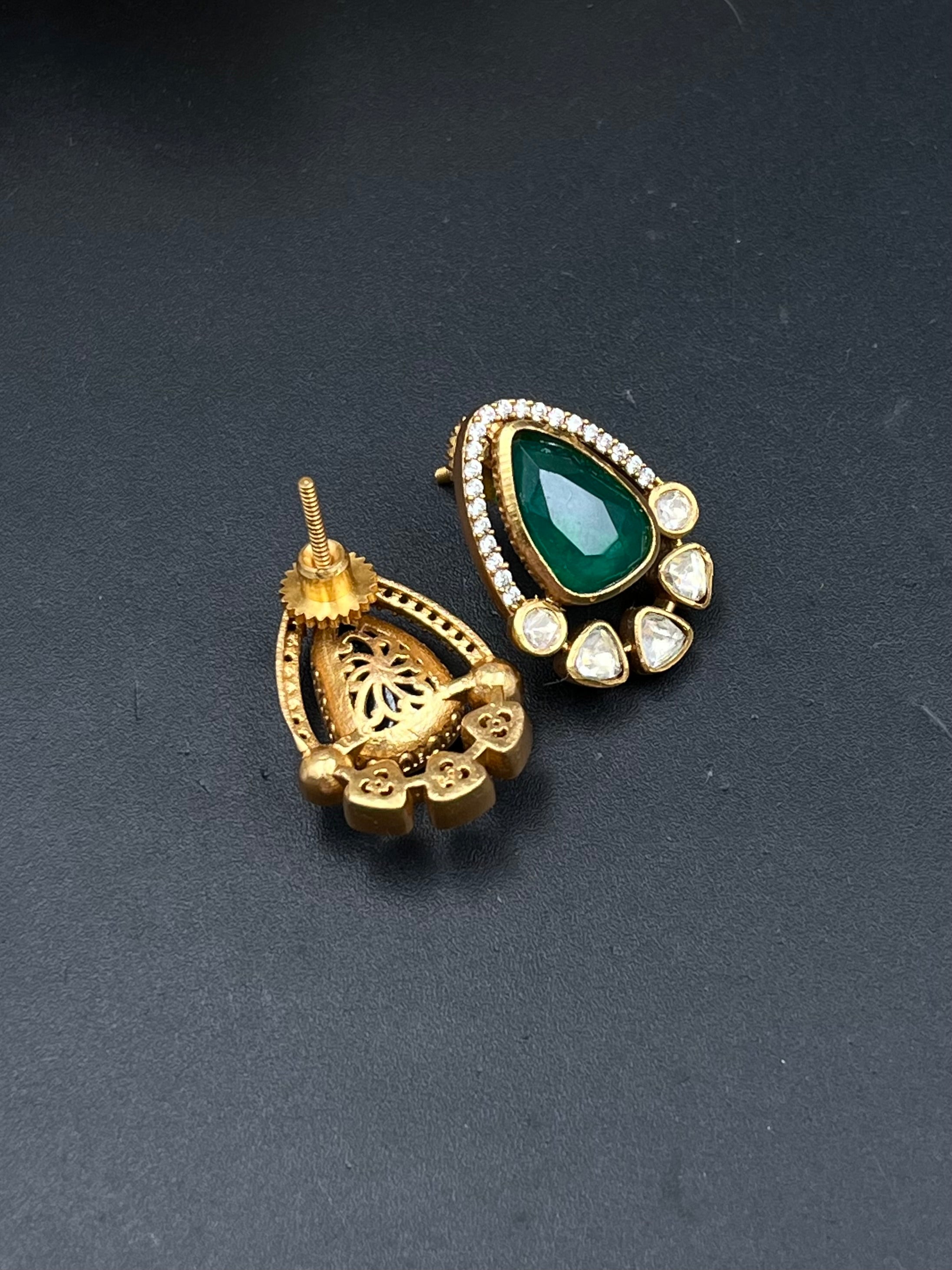 DIMA EARRING