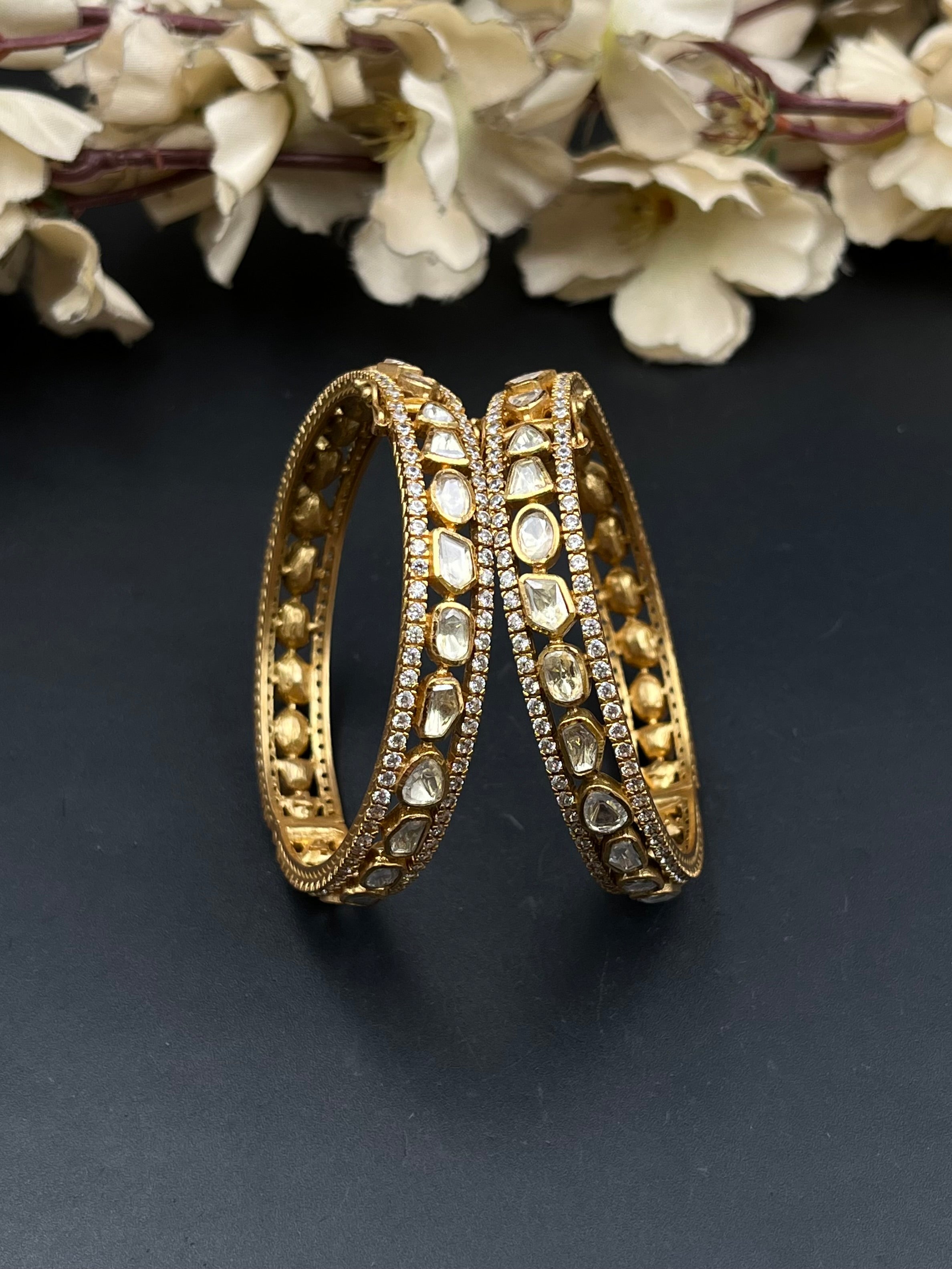 B BANGLES