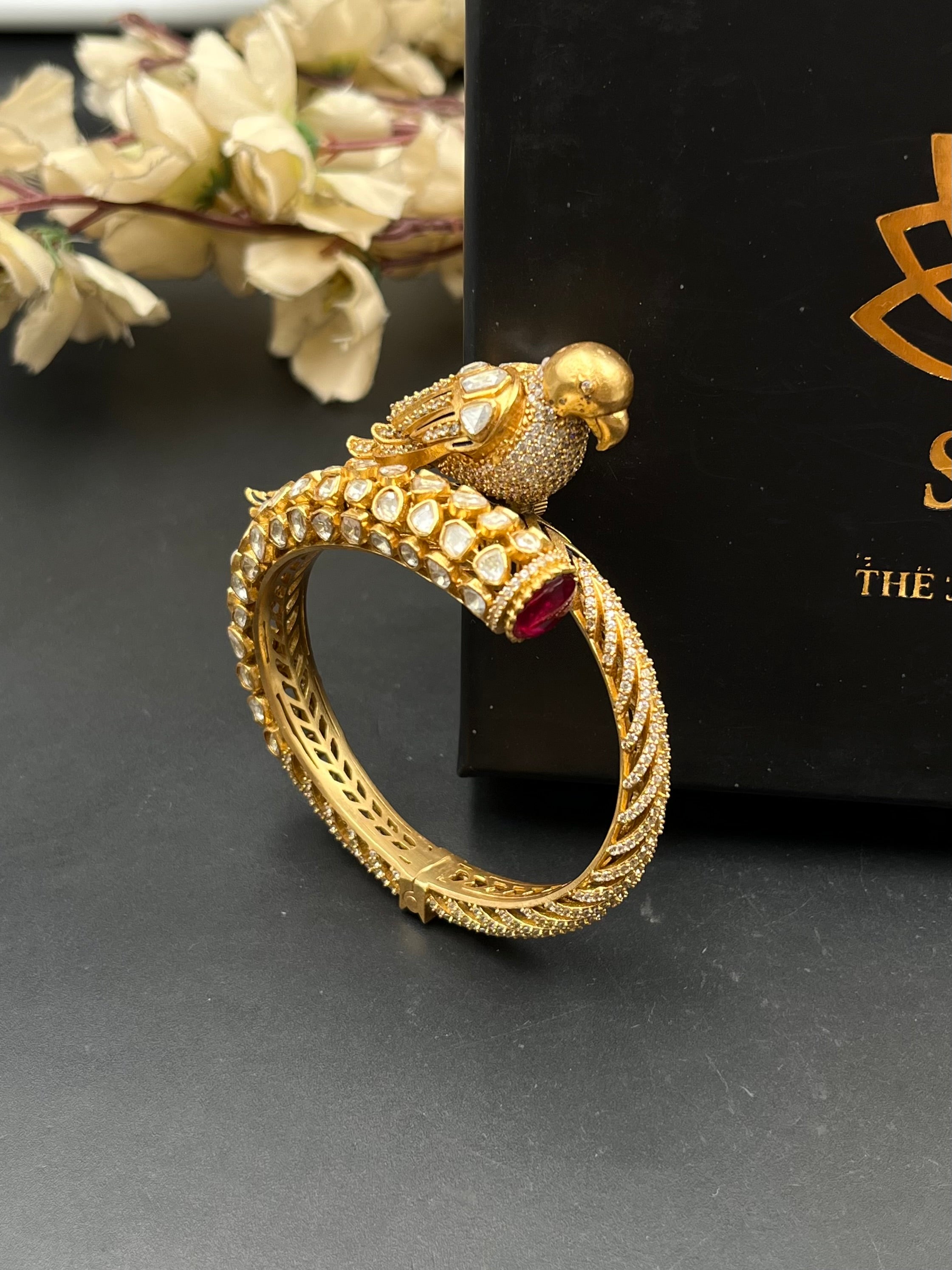 JIYA BRACELET