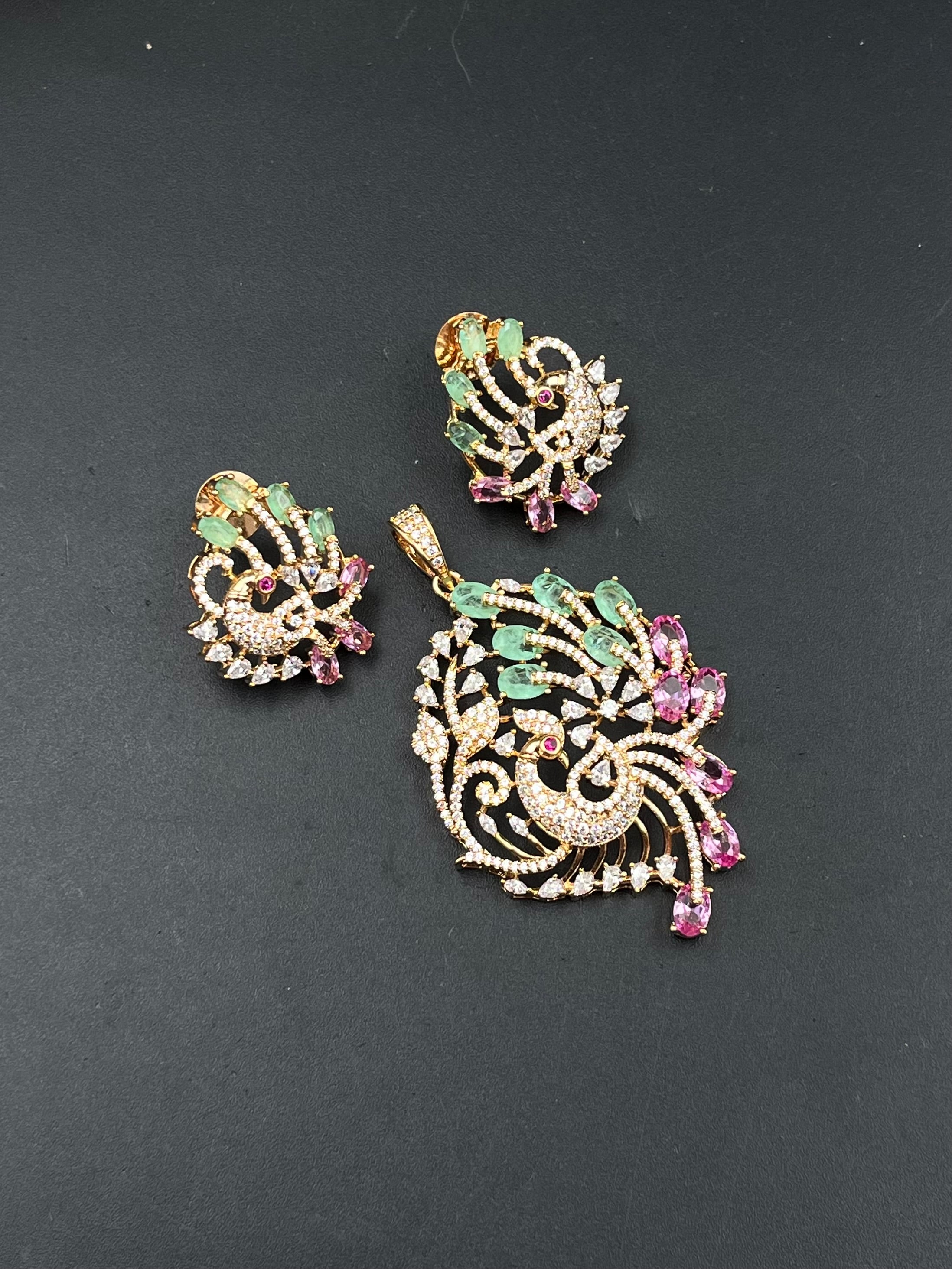 KILA PENDANT
