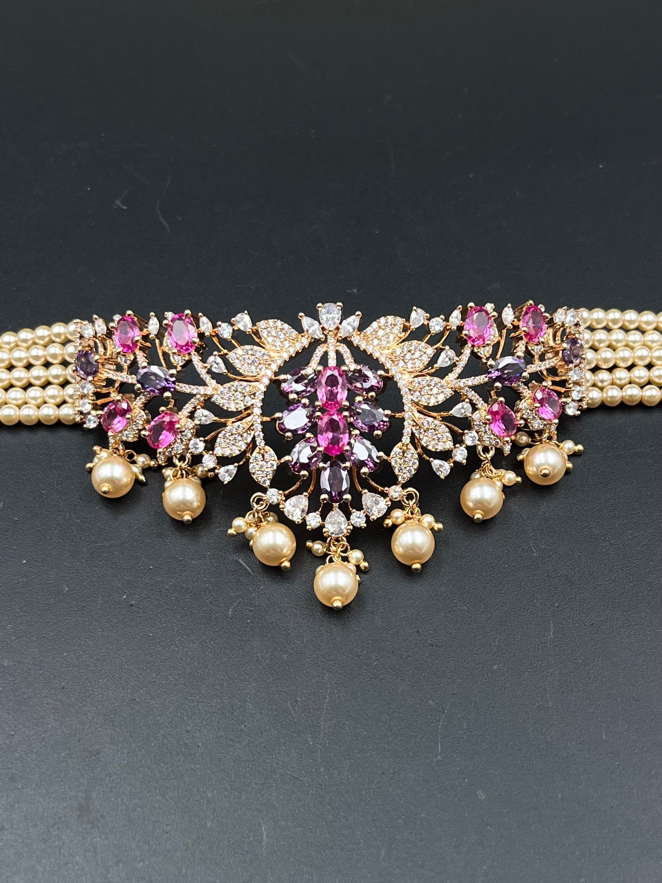 AASHA NECKLACE