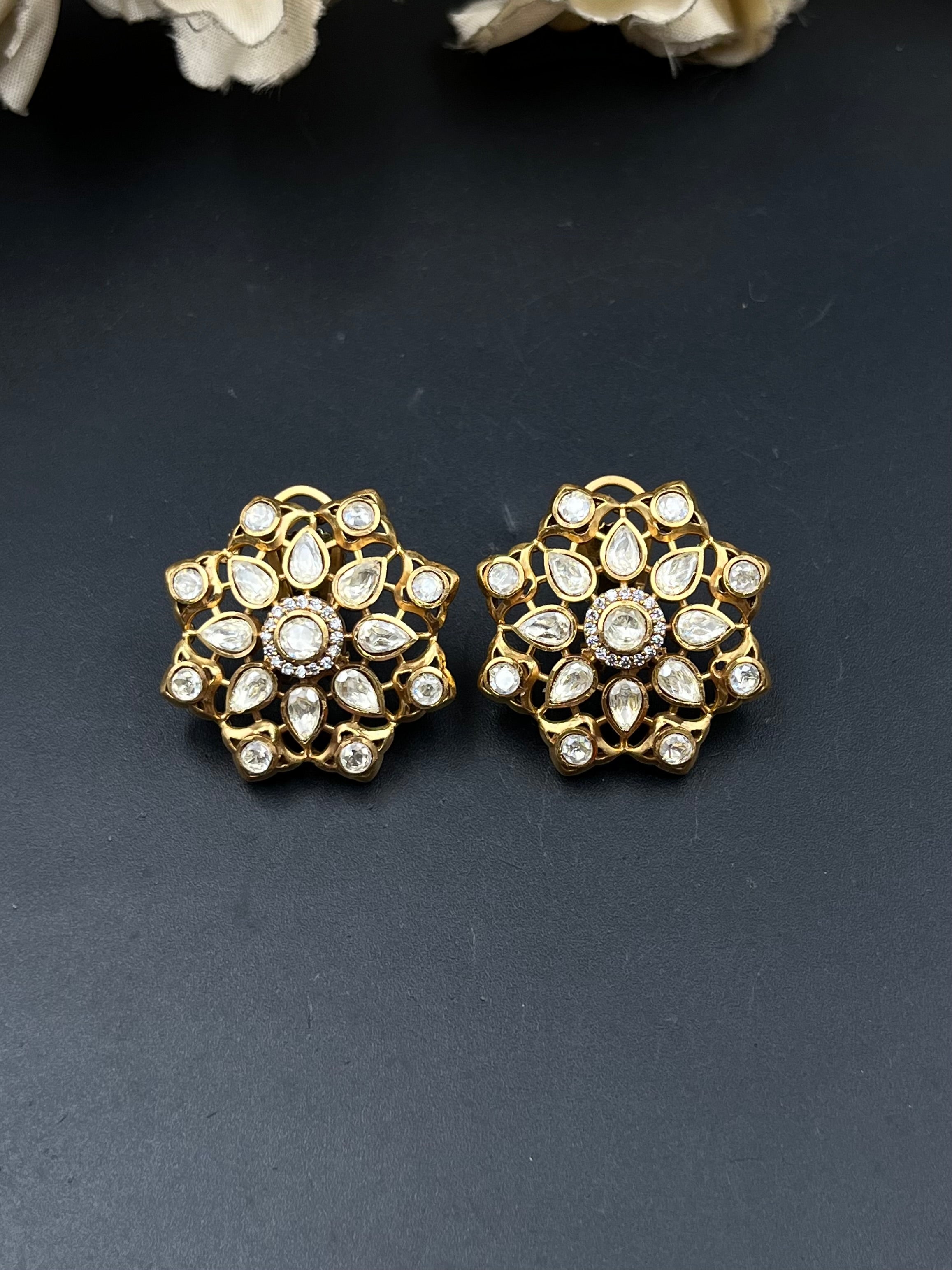 GIYA EARRING