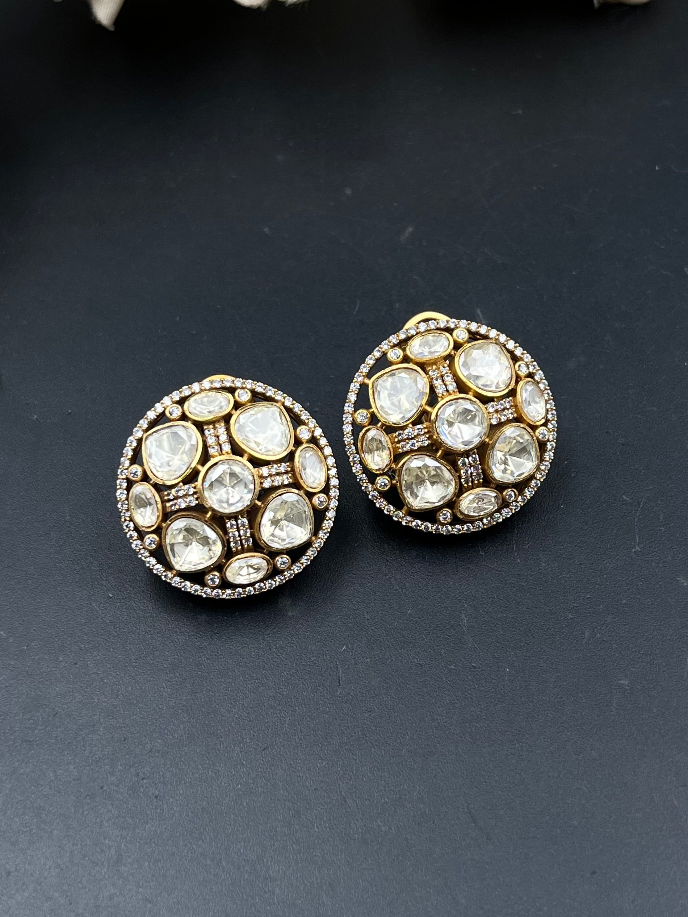 KILA EARRING
