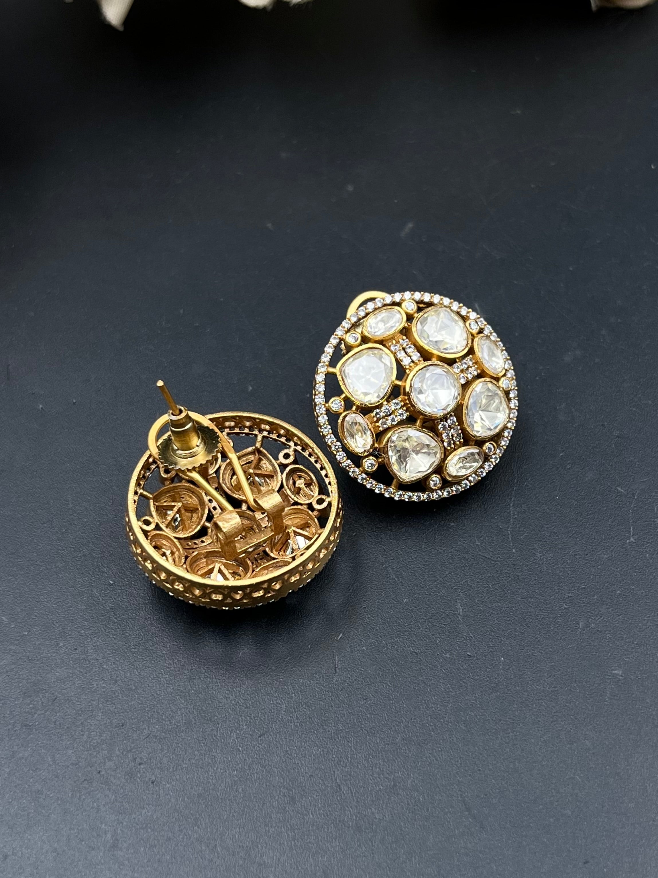 KILA EARRING