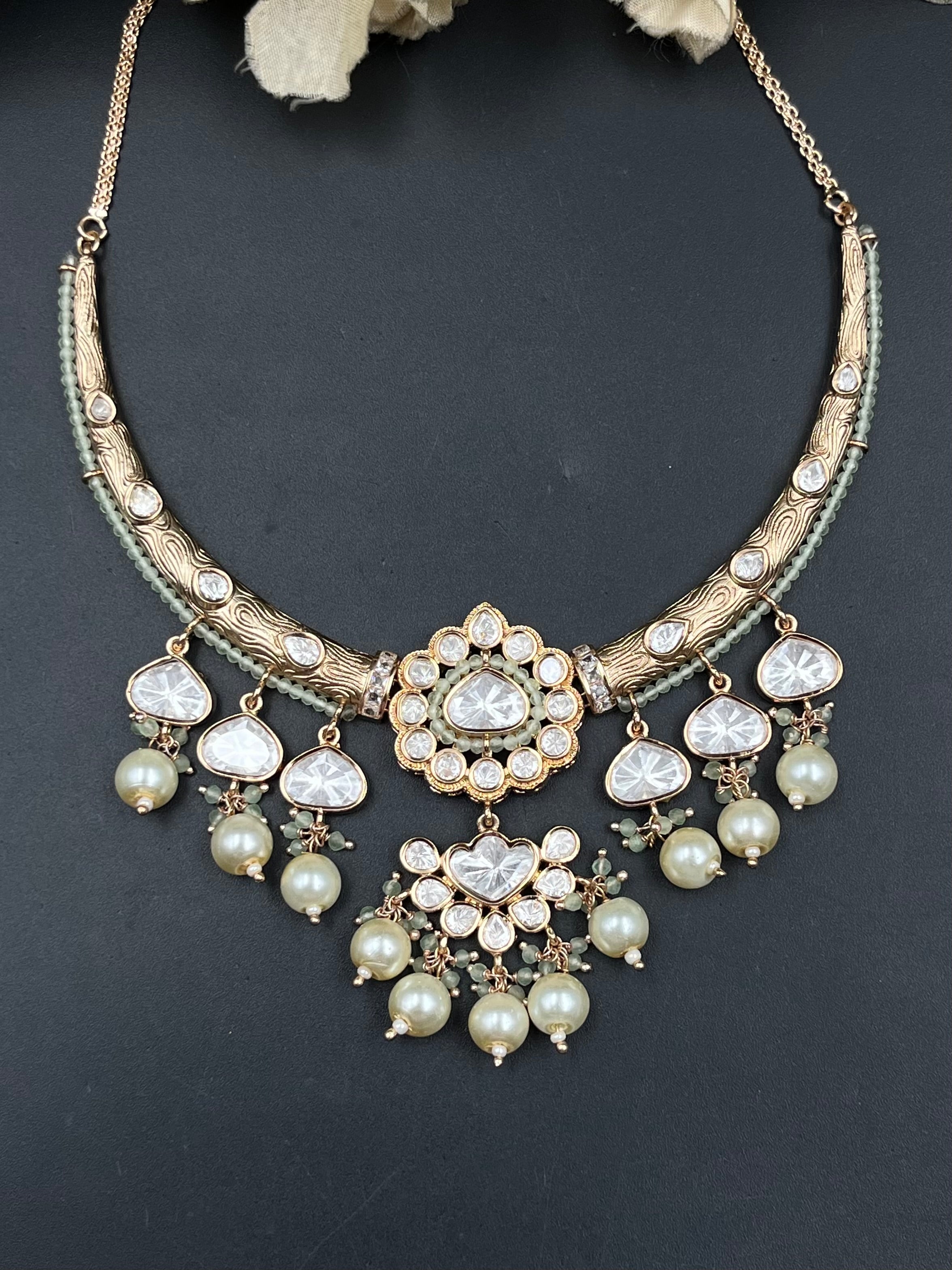 RIYA NECKLACE