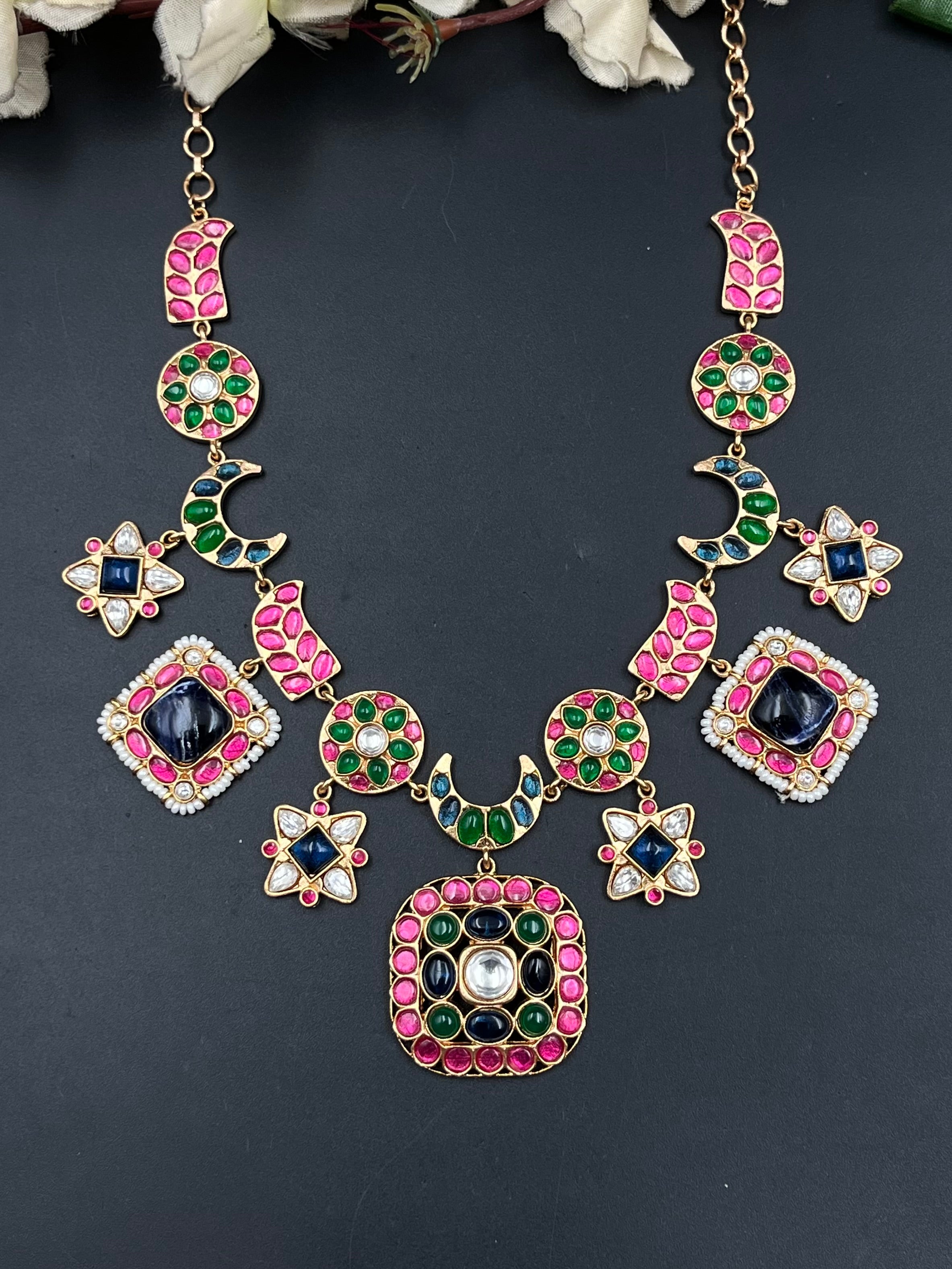 KARINA NECKLACE