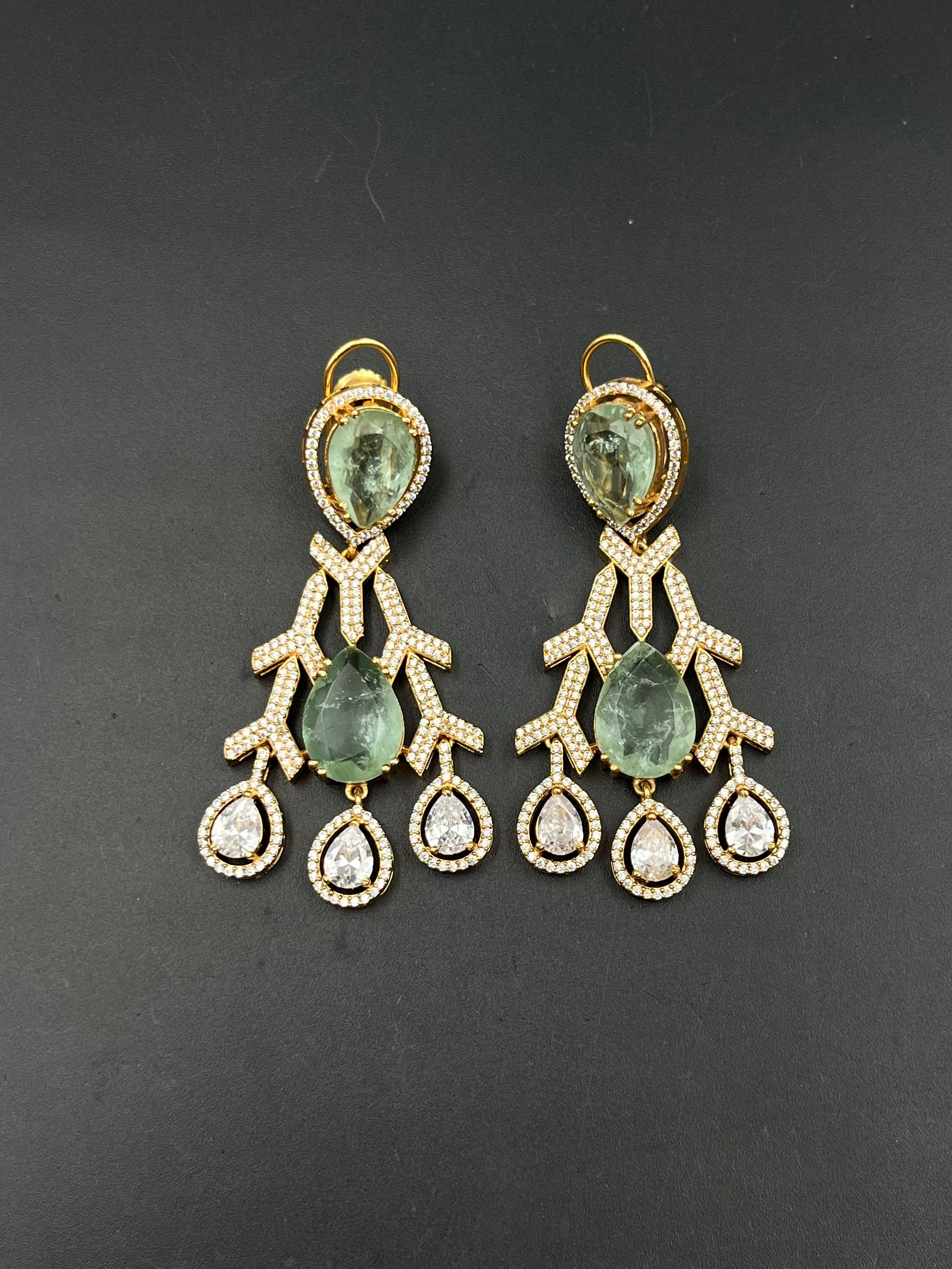 PINI NECKLACE