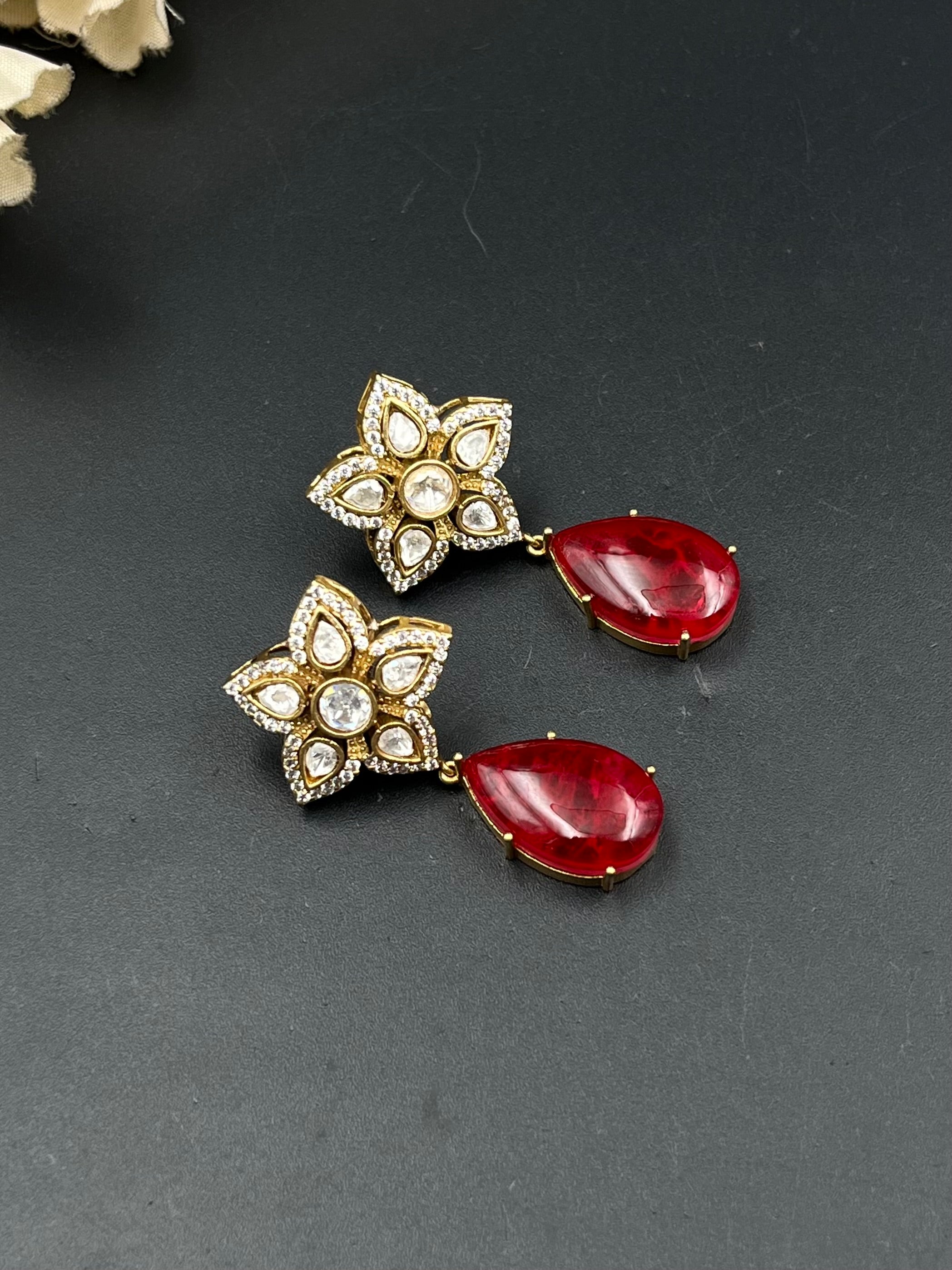 GUN EARRING