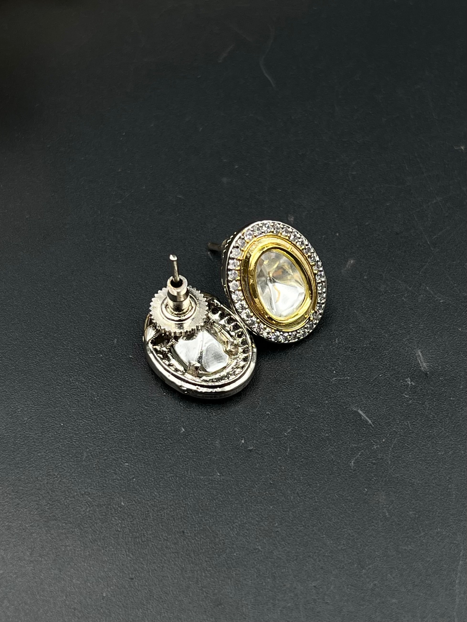 NEHA EARRING