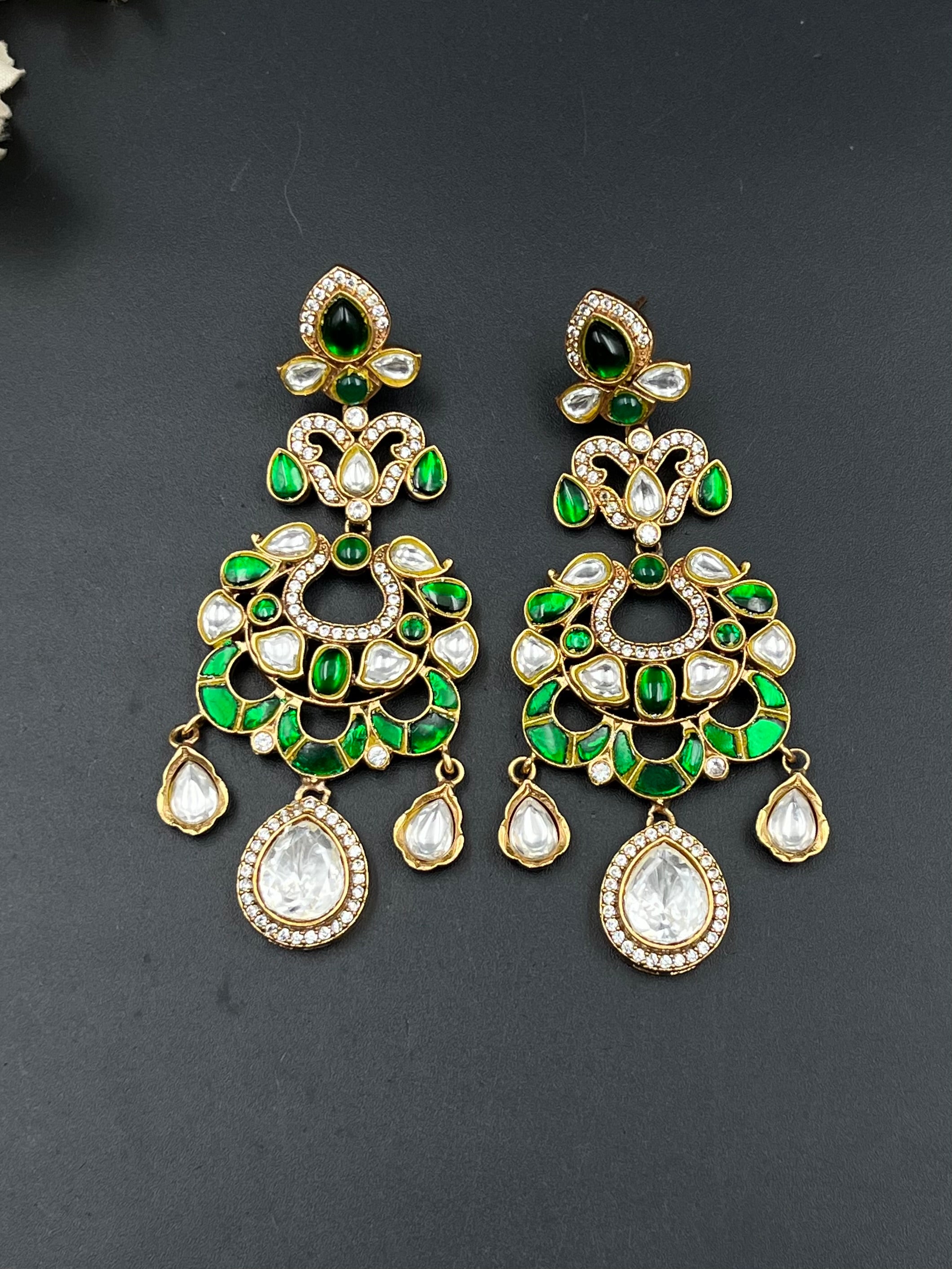 NEETA EARRING