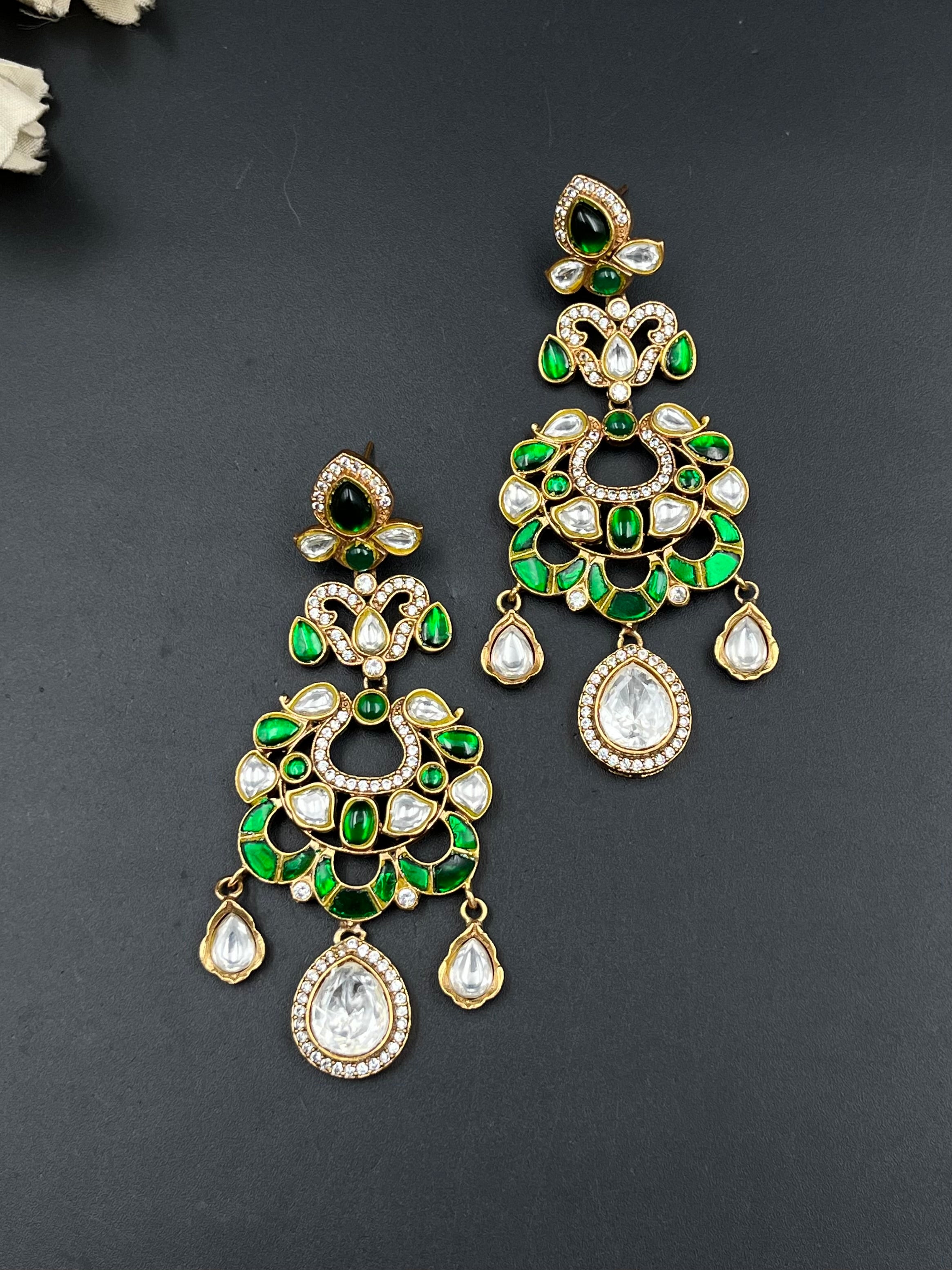 NEETA EARRING