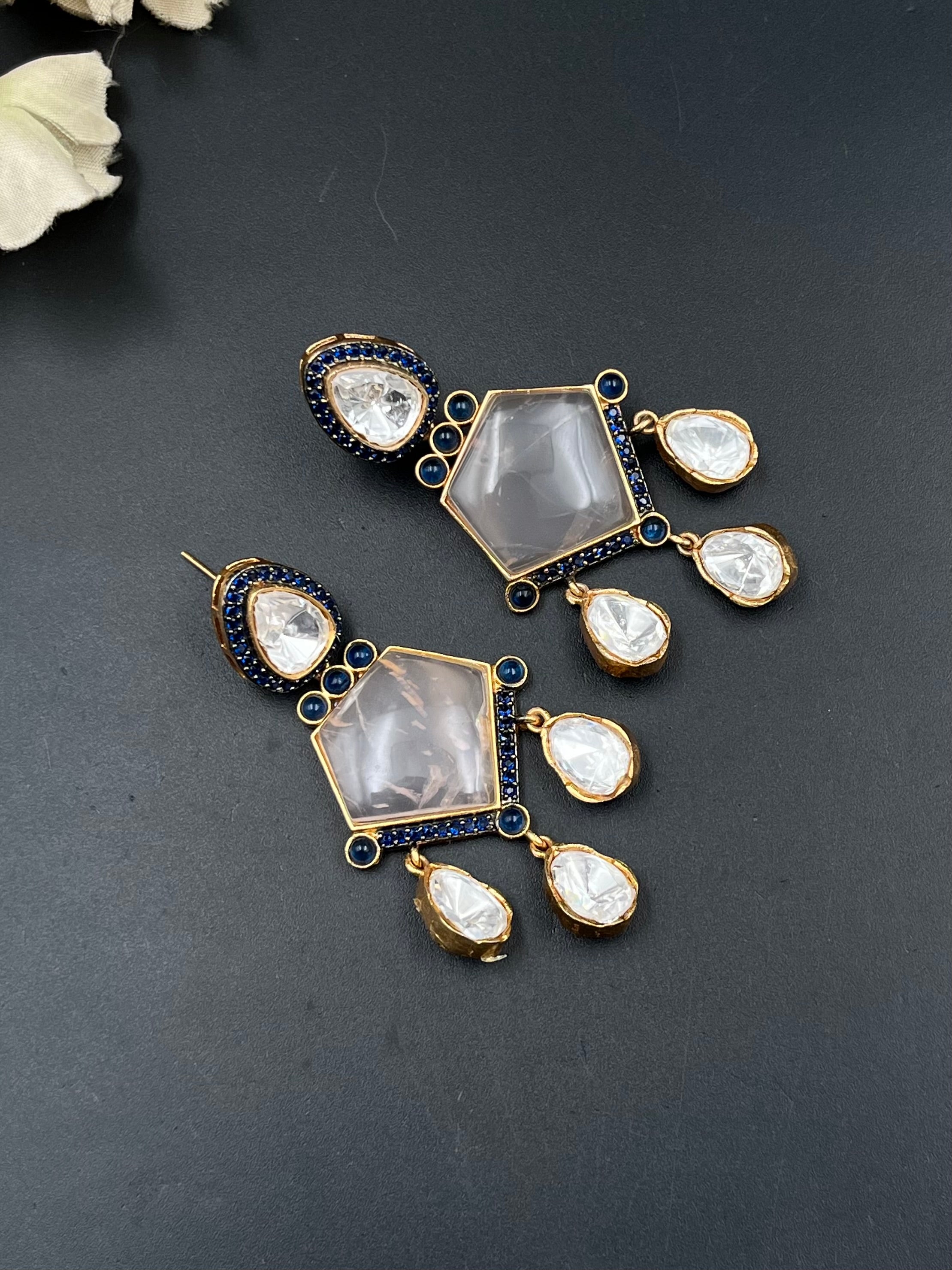 BHANVI EARRING