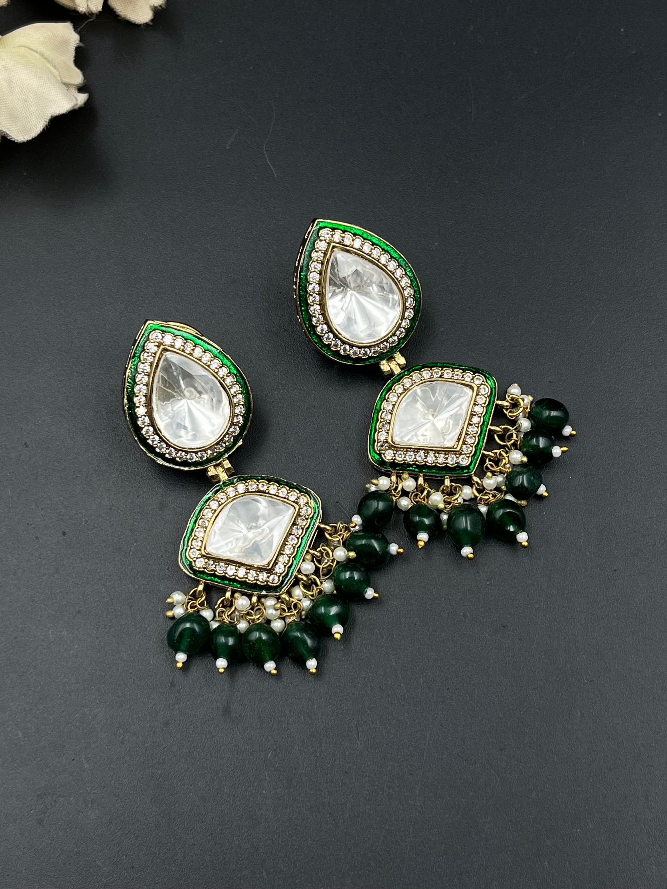 SAM EARRING