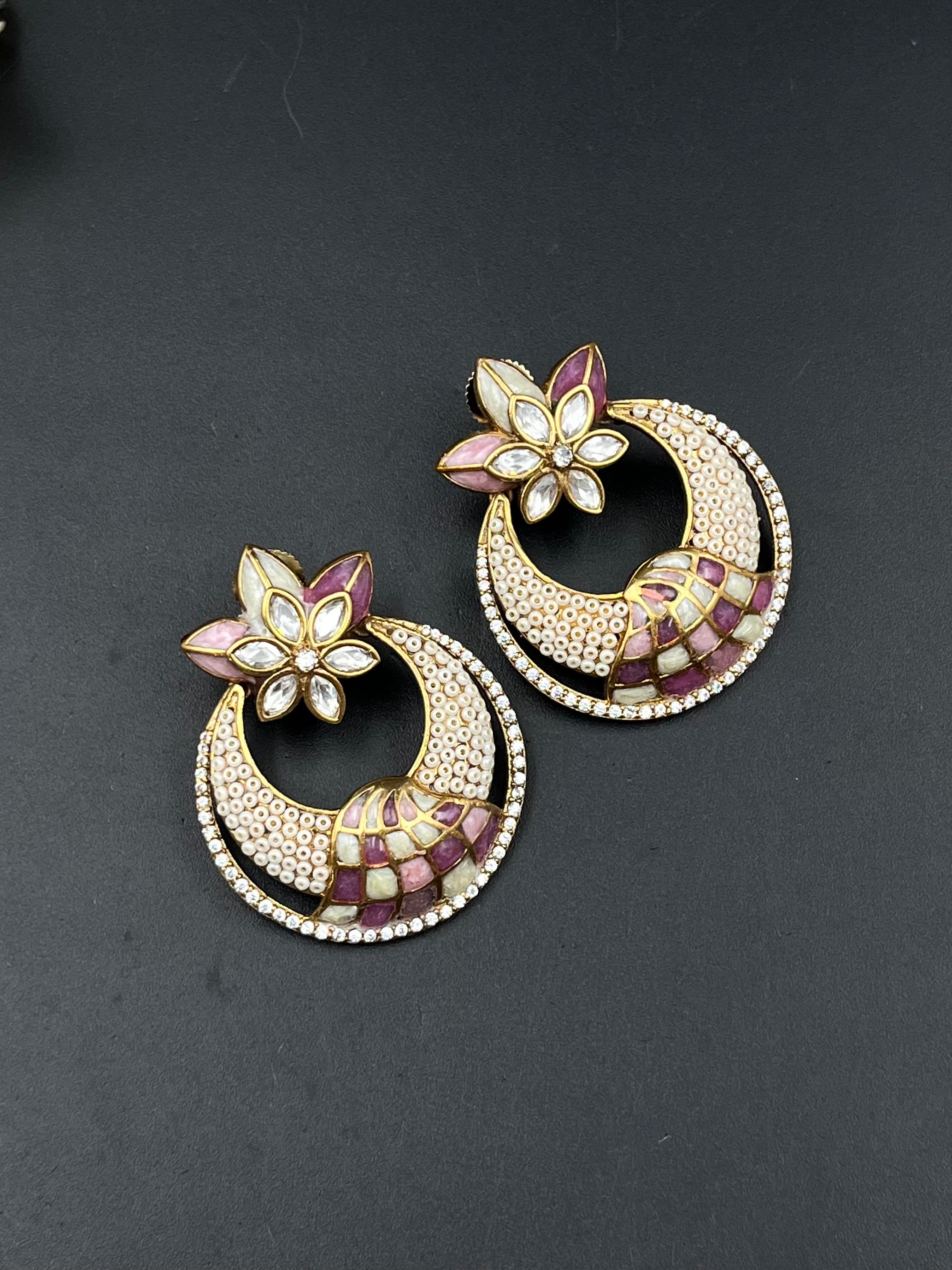 MITA EARRING