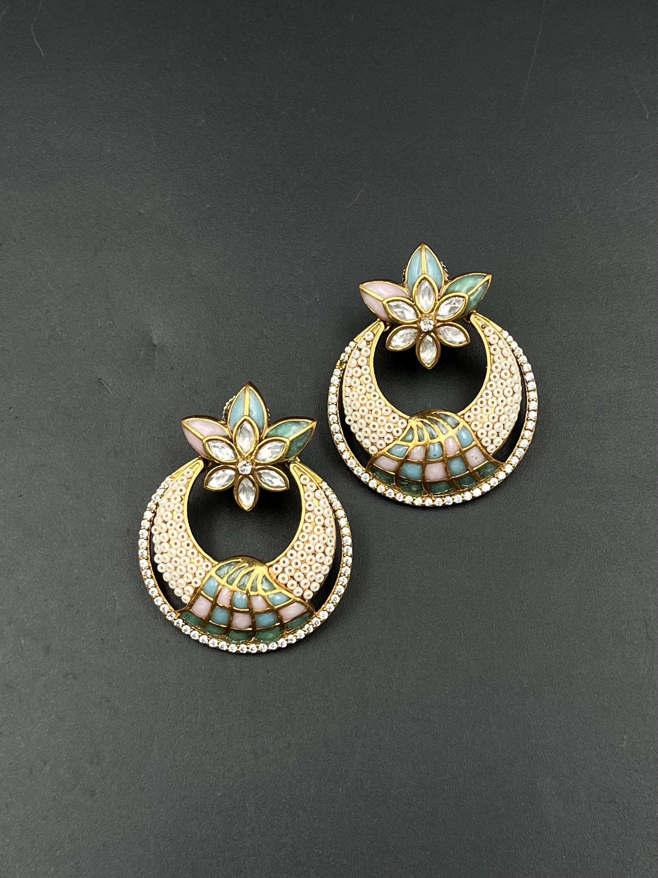 MITA EARRING