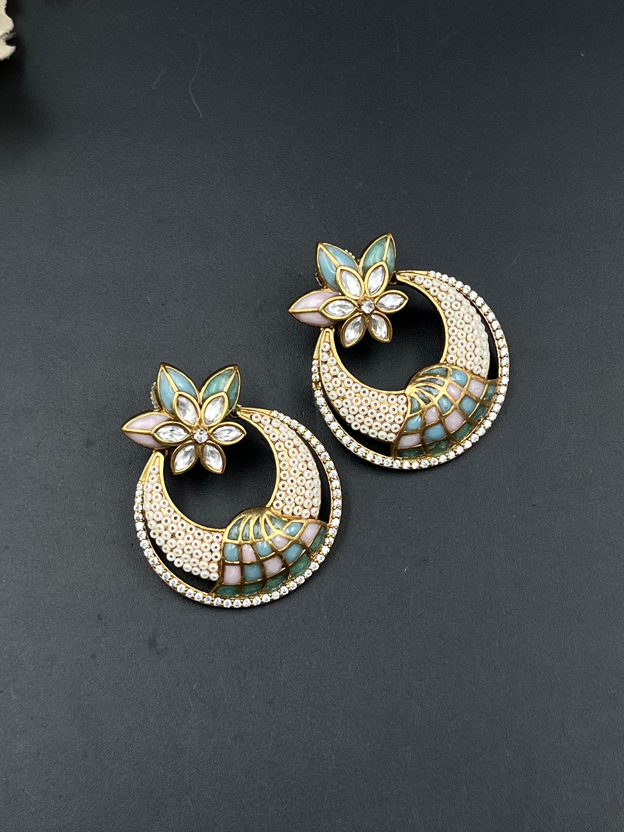 MITA EARRING