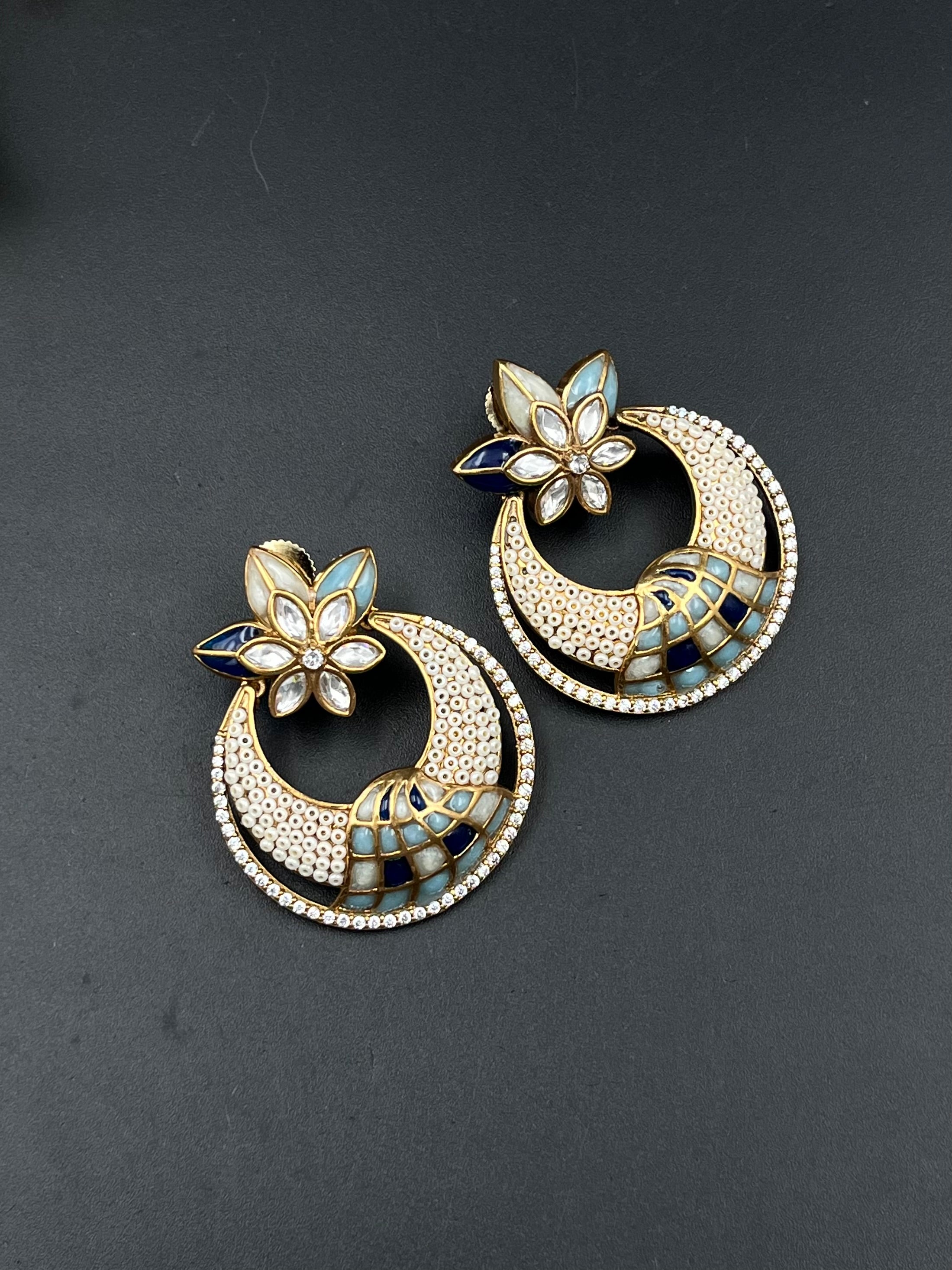 MITA EARRING