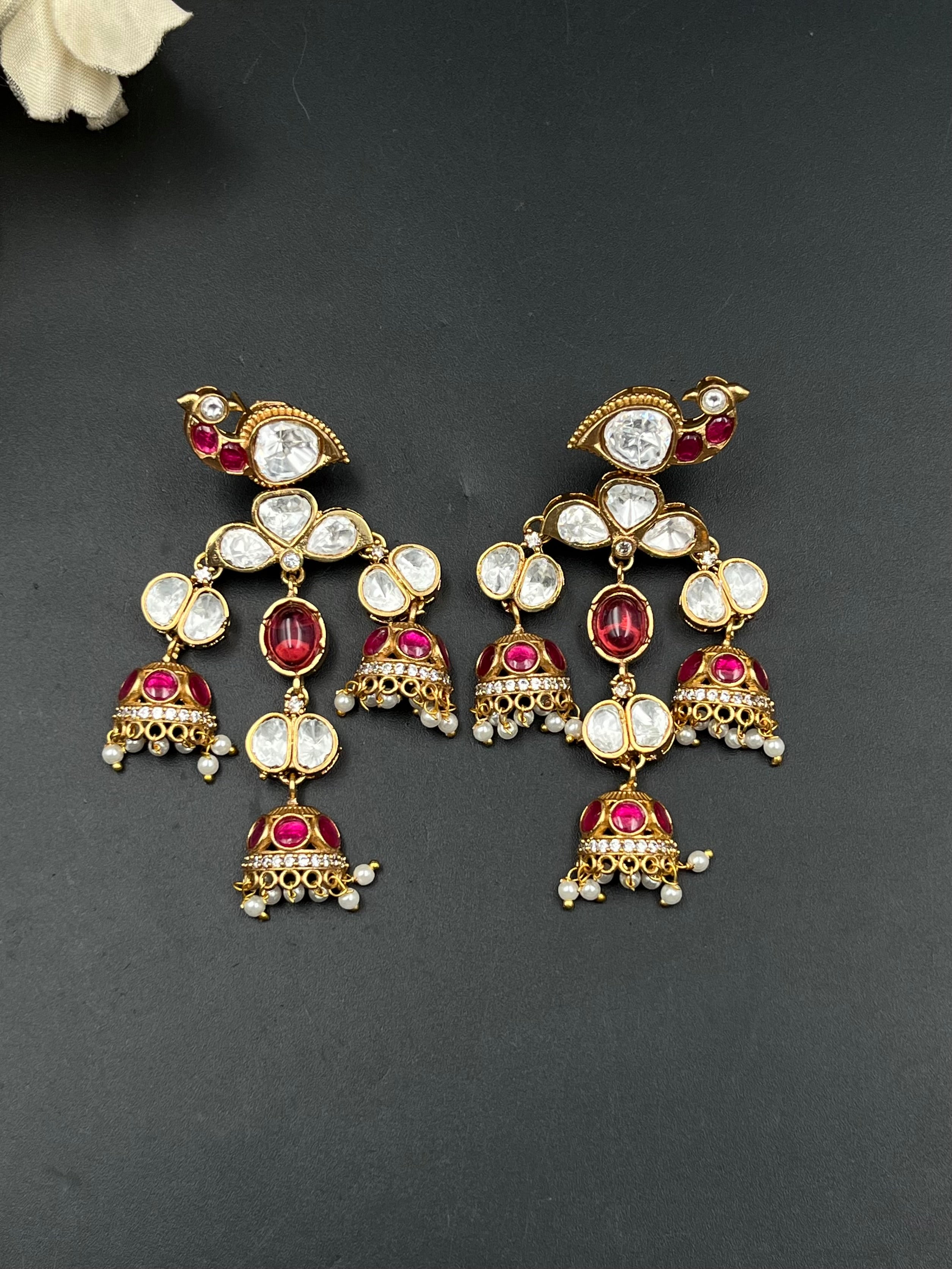 NITA EARRING