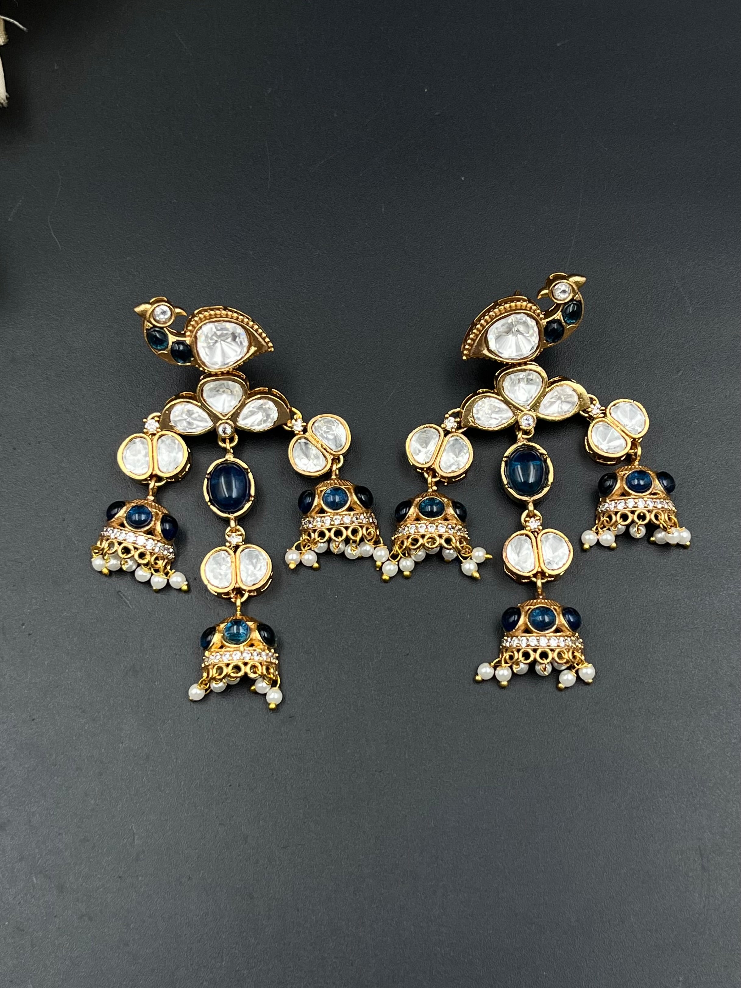 NITA EARRING