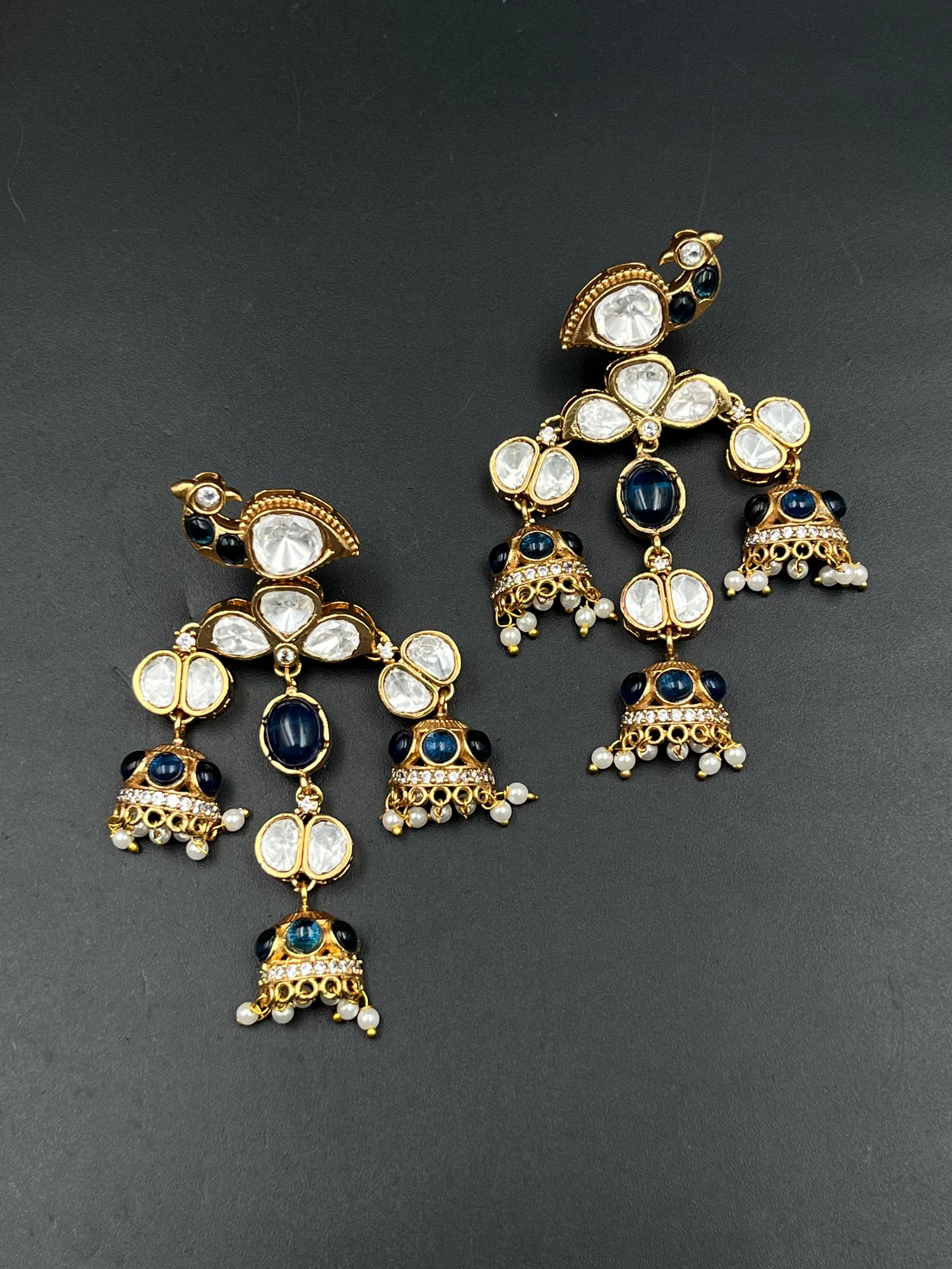 NITA EARRING