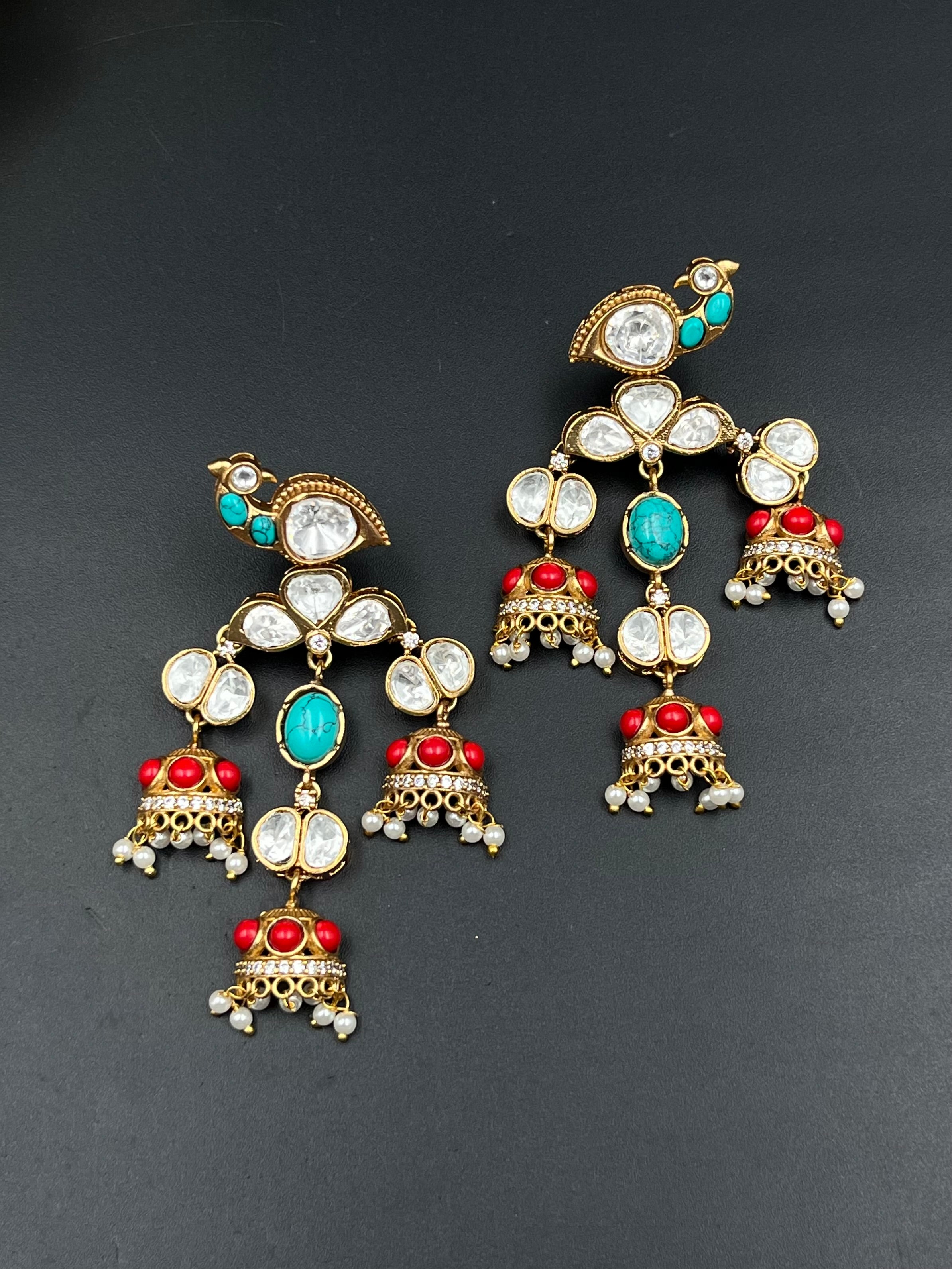 NITA EARRING