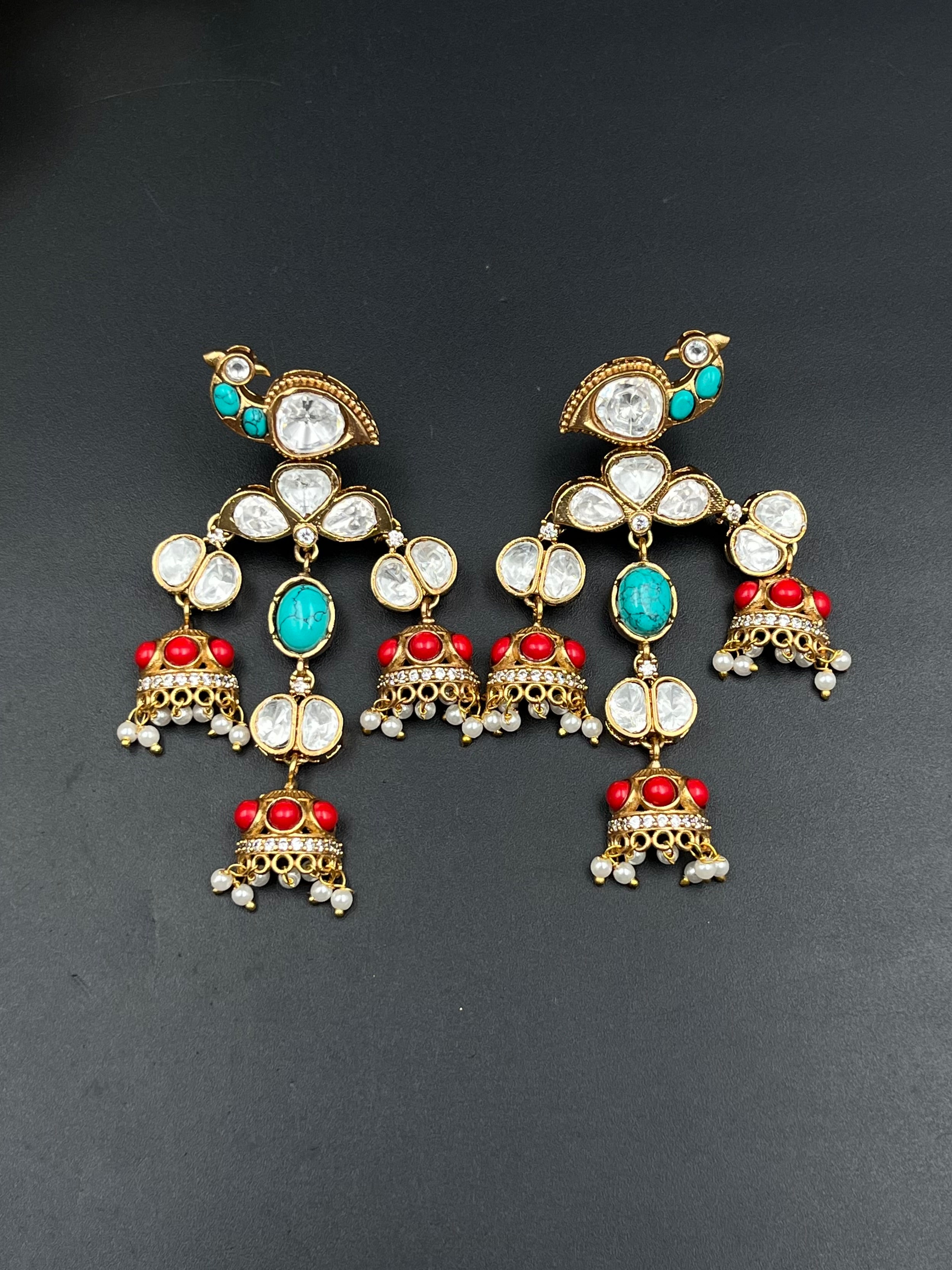NITA EARRING