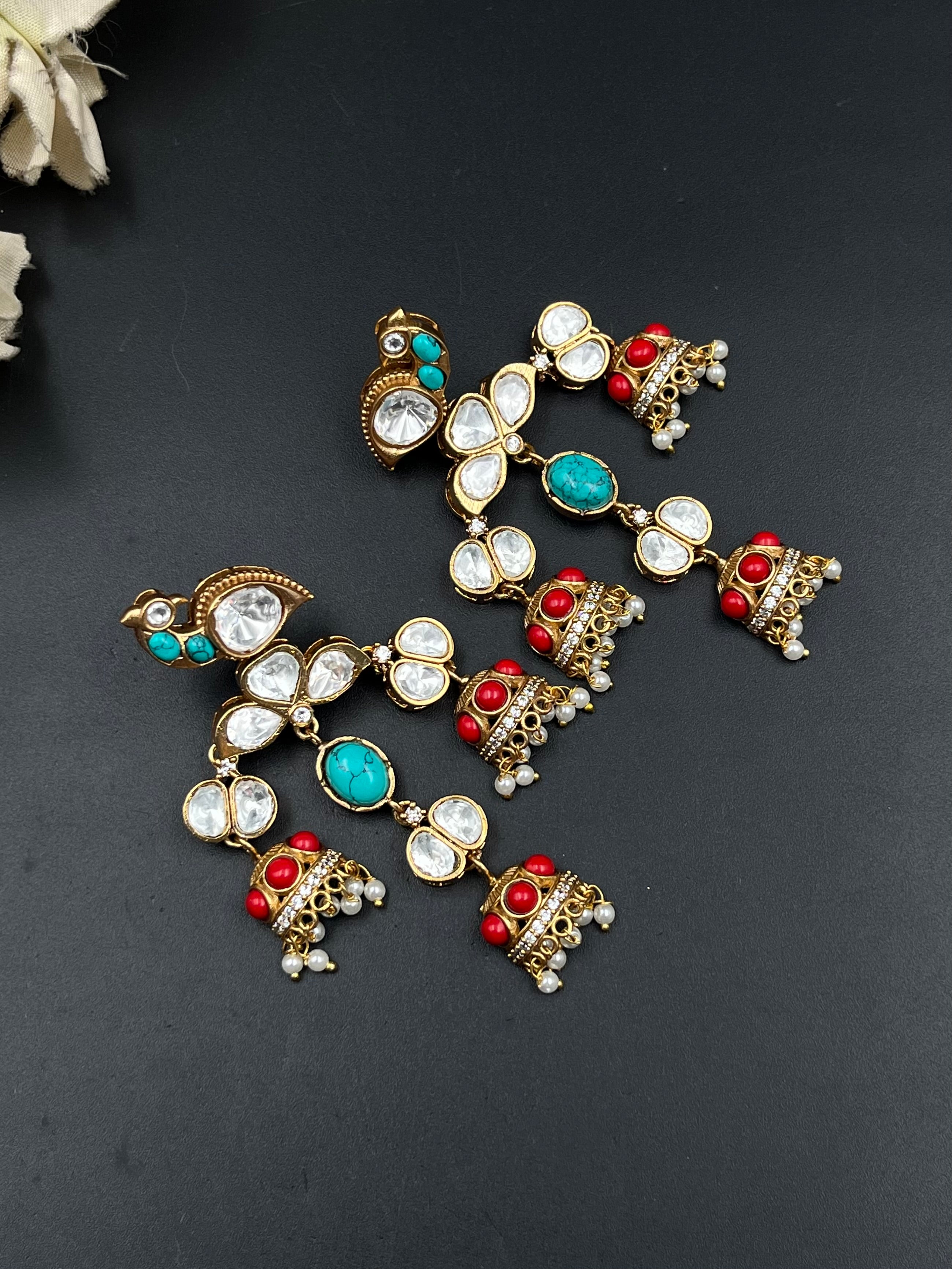 NITA EARRING