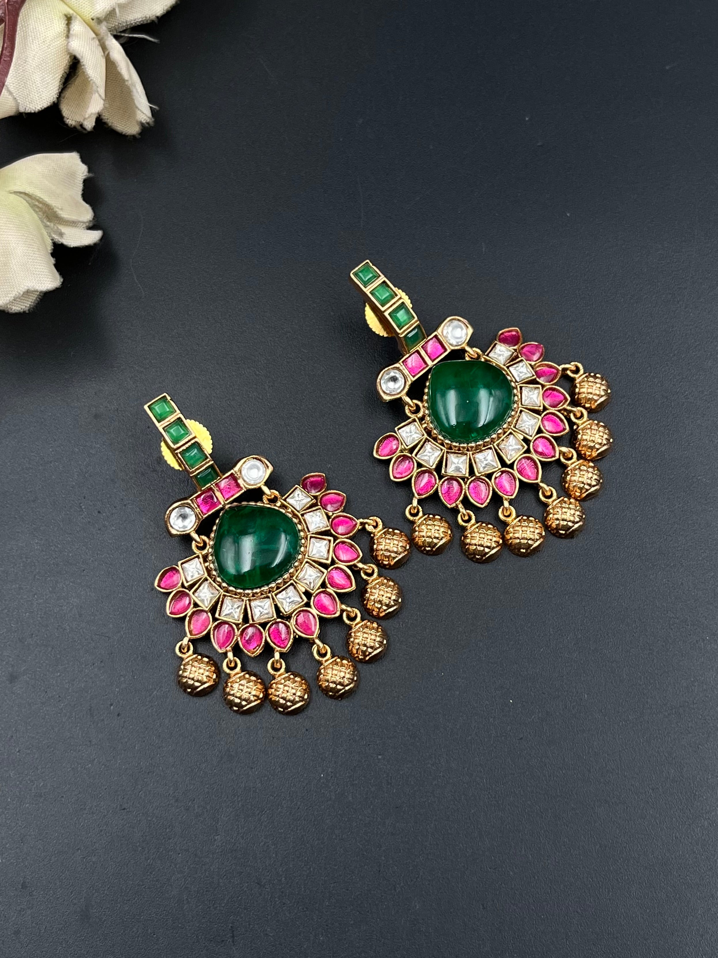 KUSUM EARRING
