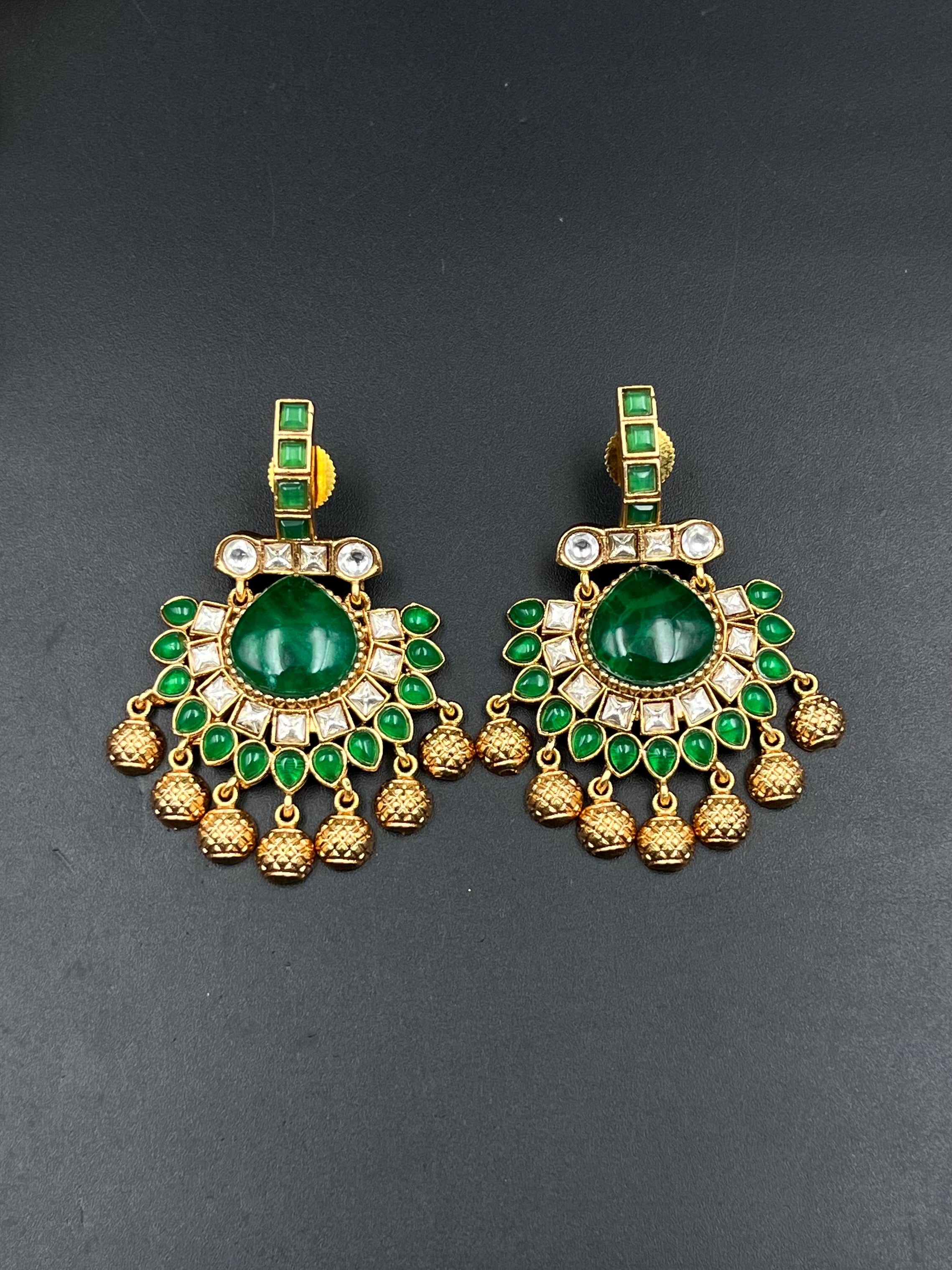KUSUM EARRING