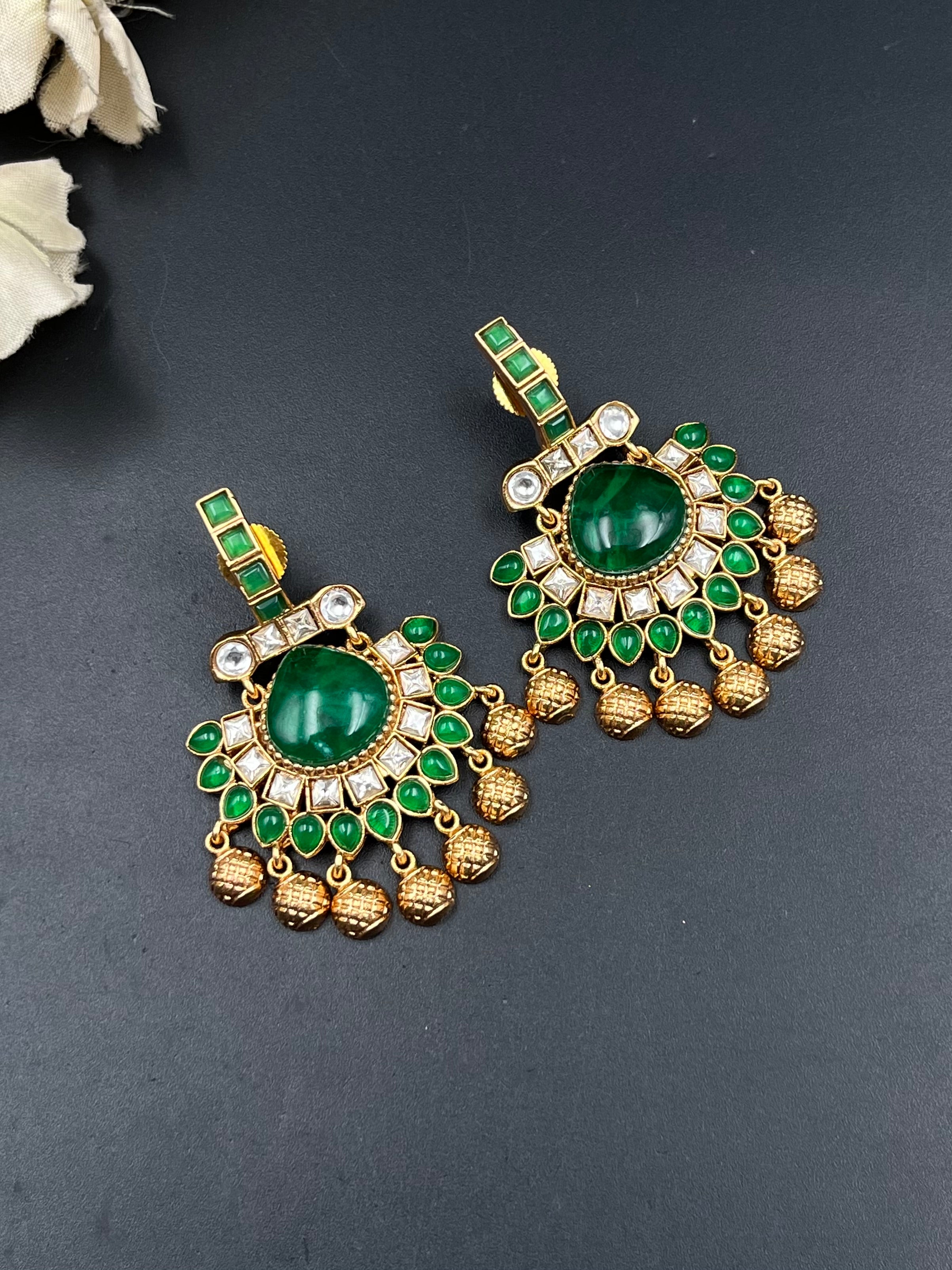 KUSUM EARRING