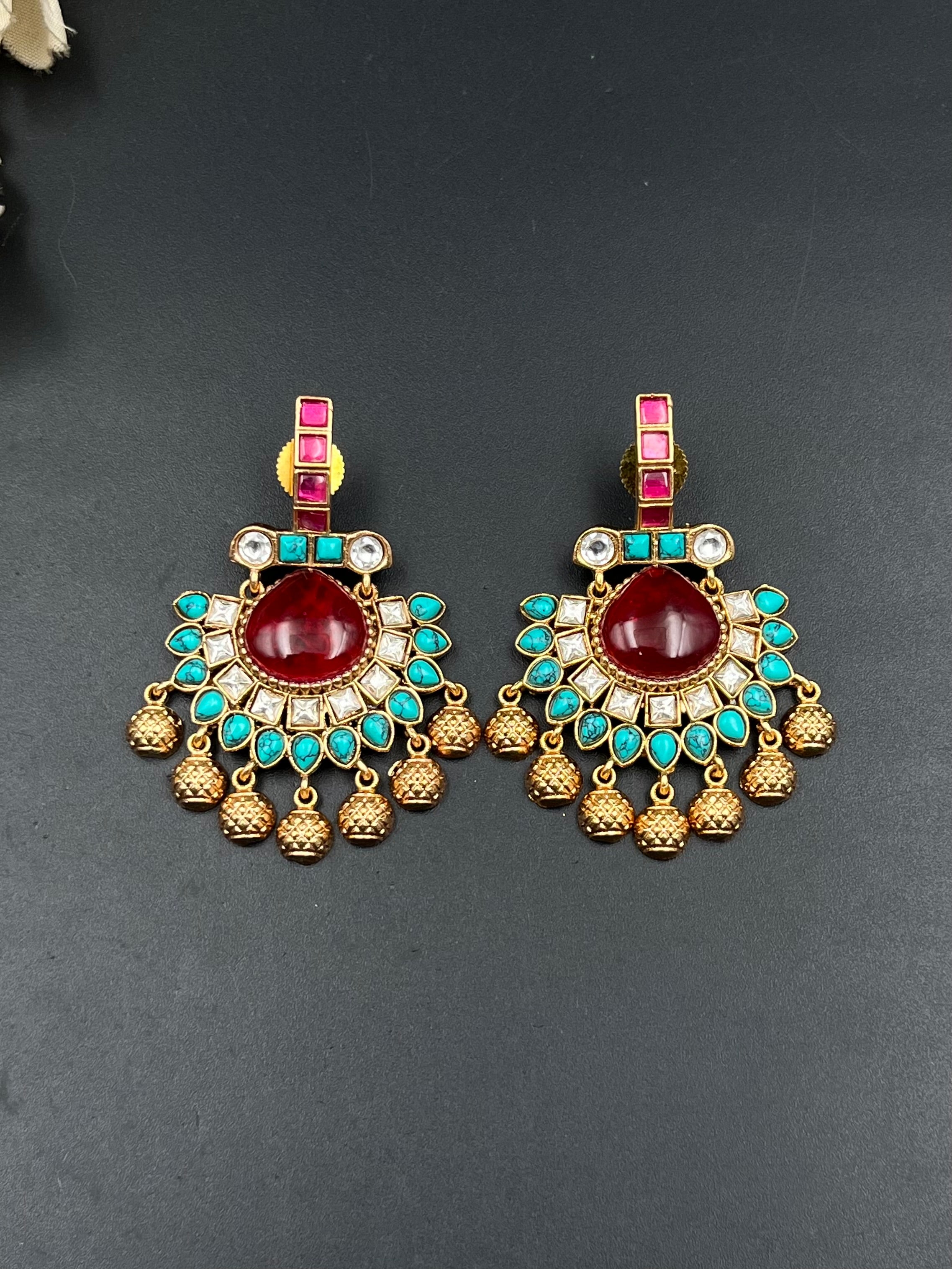 KUSUM EARRING