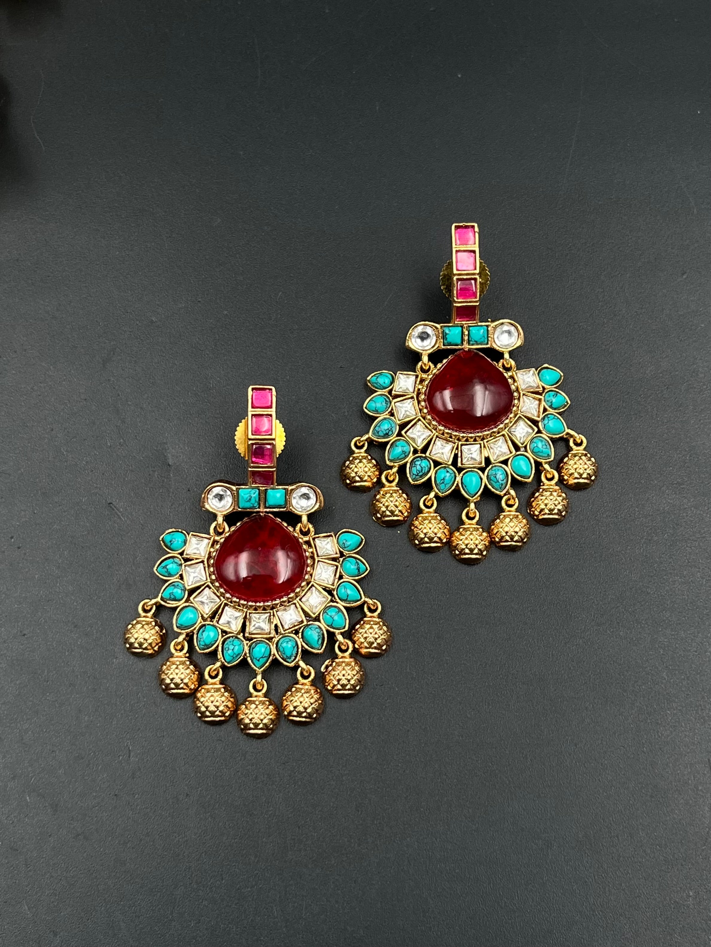 KUSUM EARRING