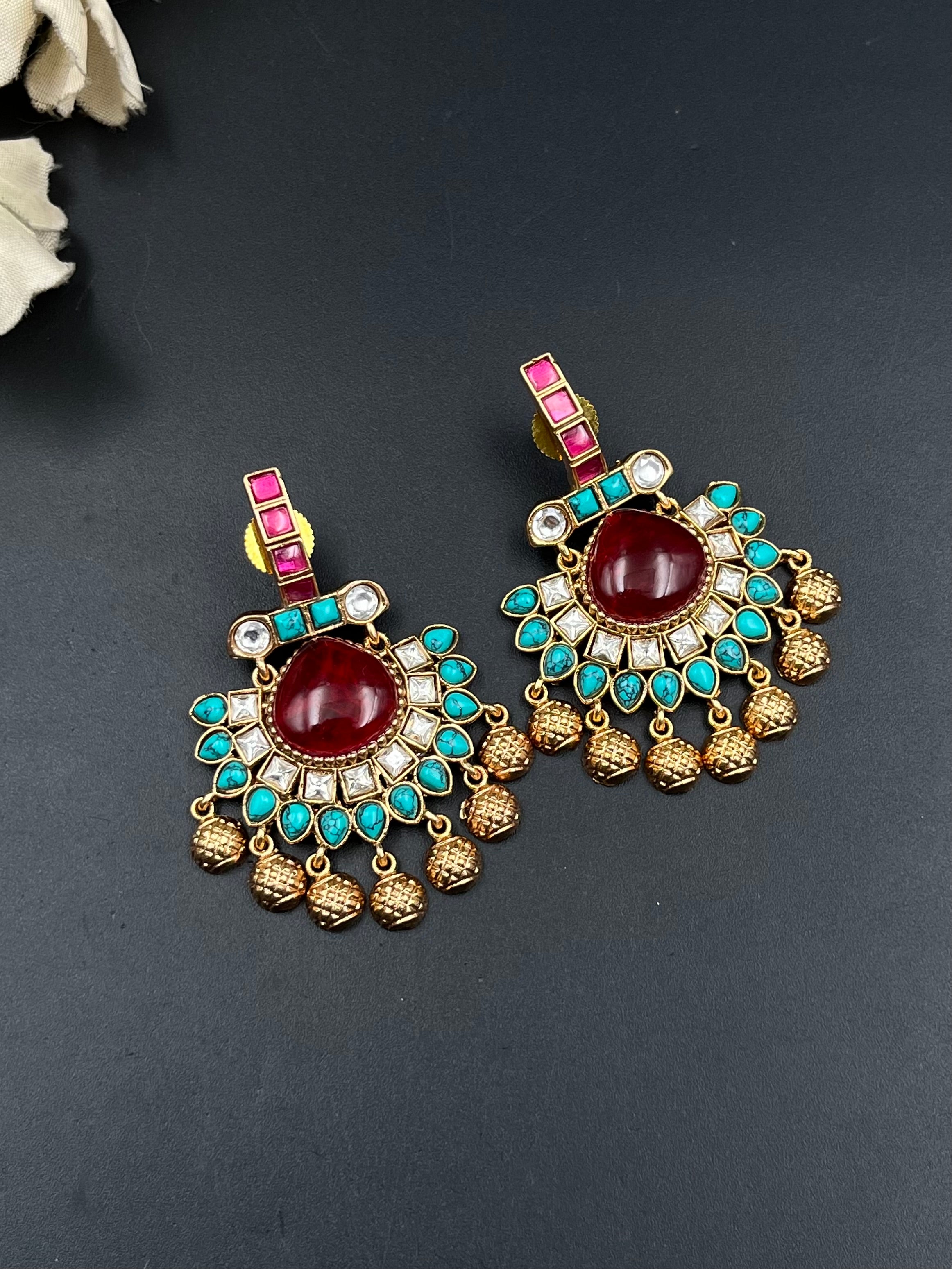 KUSUM EARRING