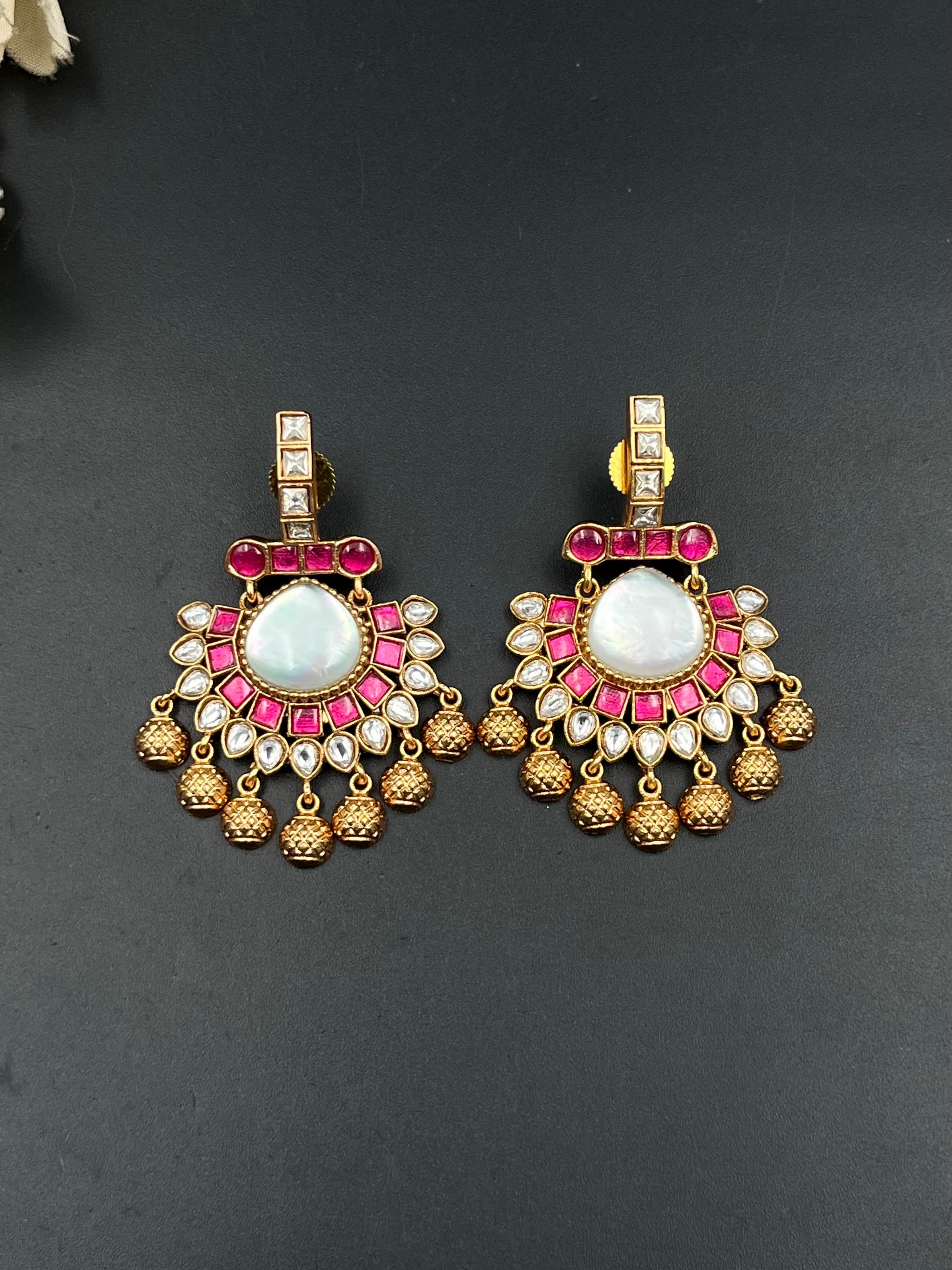 KUSUM EARRING