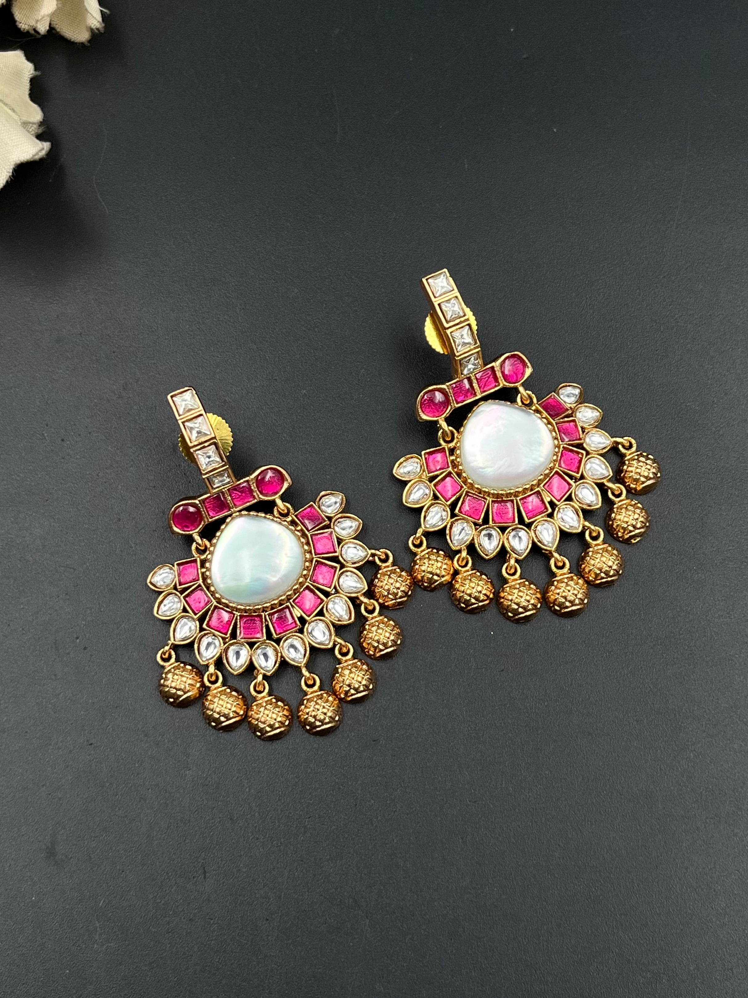 KUSUM EARRING